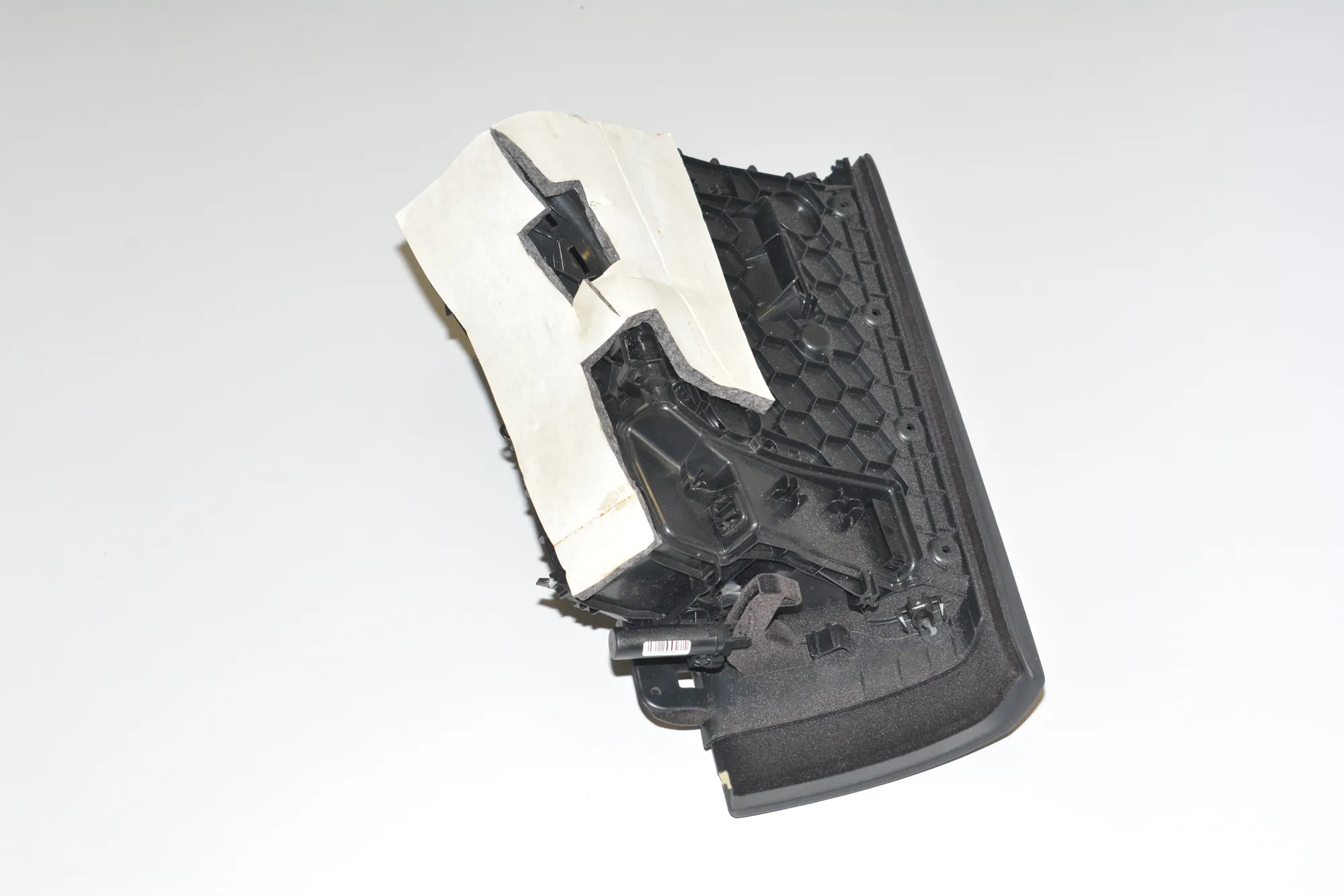 Glove Compartment – OEM 9228284 · BMW 3 (F30, F80) 330 d xDrive 2013 – 4