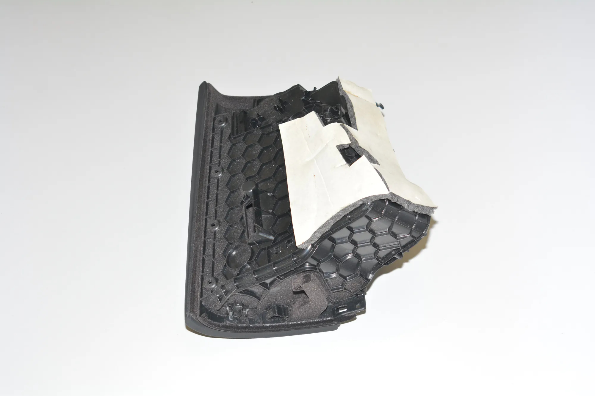 Glove Compartment – OEM 9228284 · BMW 3 (F30, F80) 330 d xDrive 2013 – 5