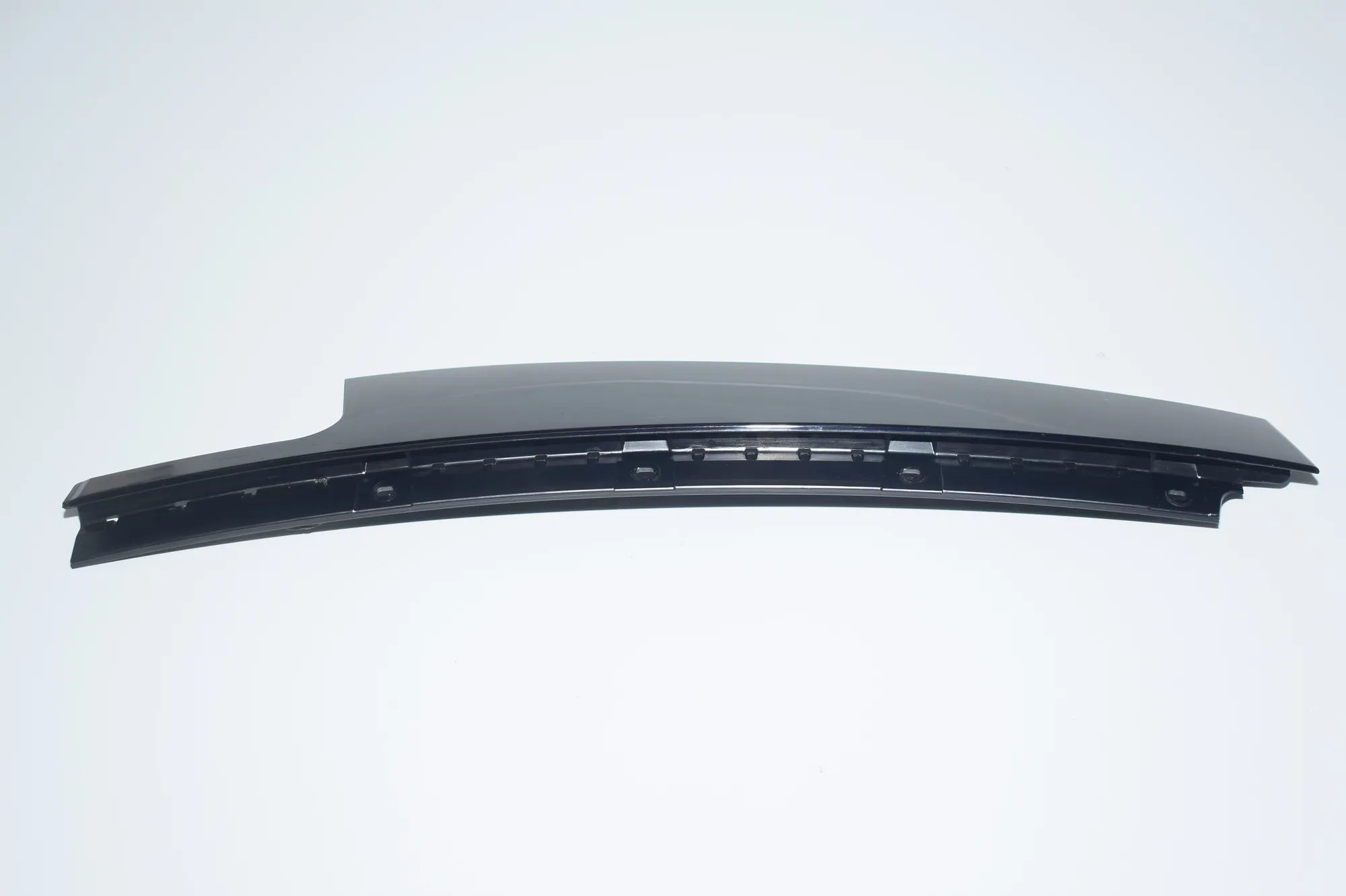 Other Trim Parts – OEM 7258307 · BMW 3 (F30, F80) BMW 3 (F30, F80) 2015