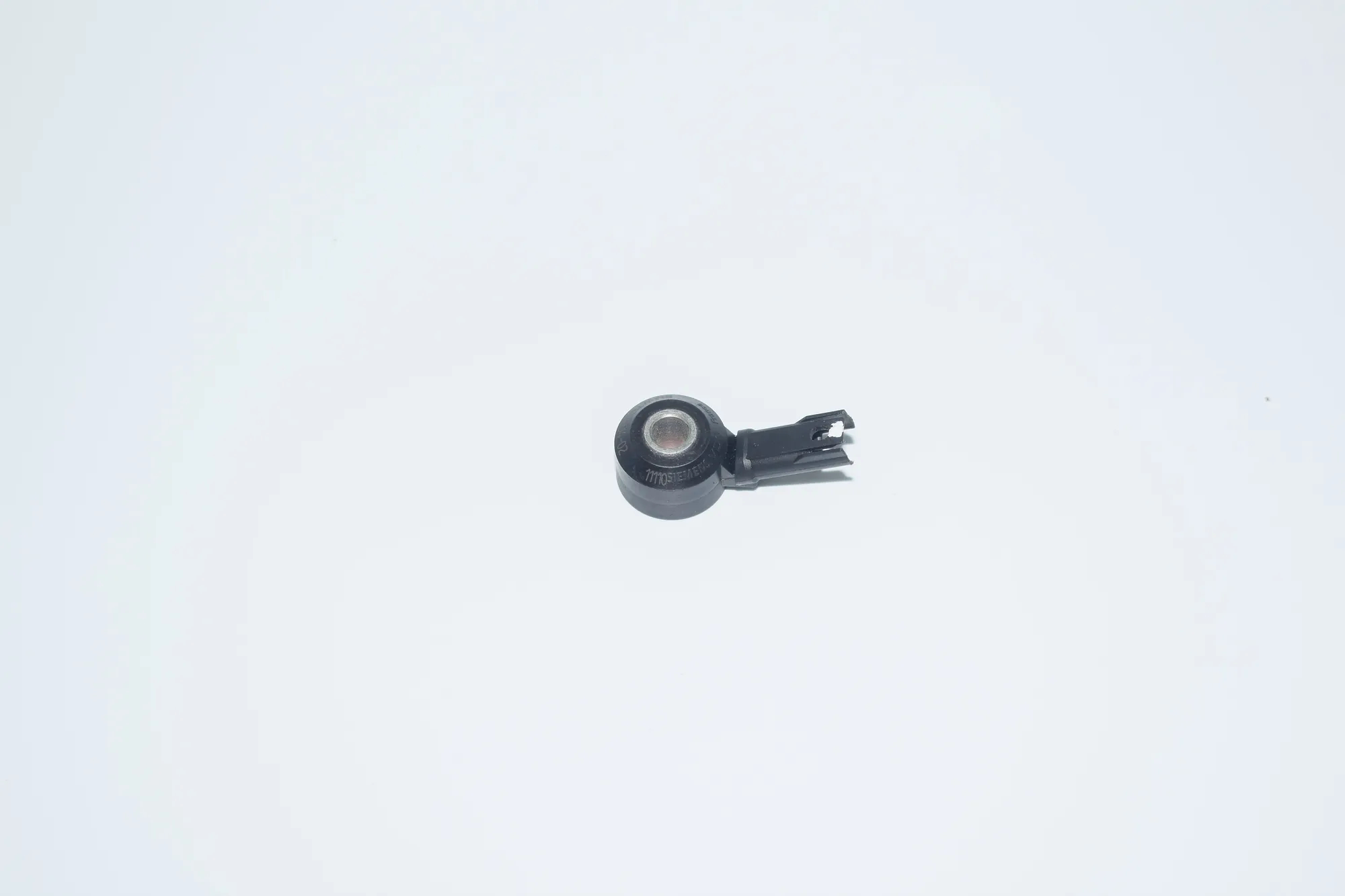 Engine Knock Sensor – OEM 7577034 · BMW 7 (F01, F02) BMW 7 (F01, F02) 750 i 2012