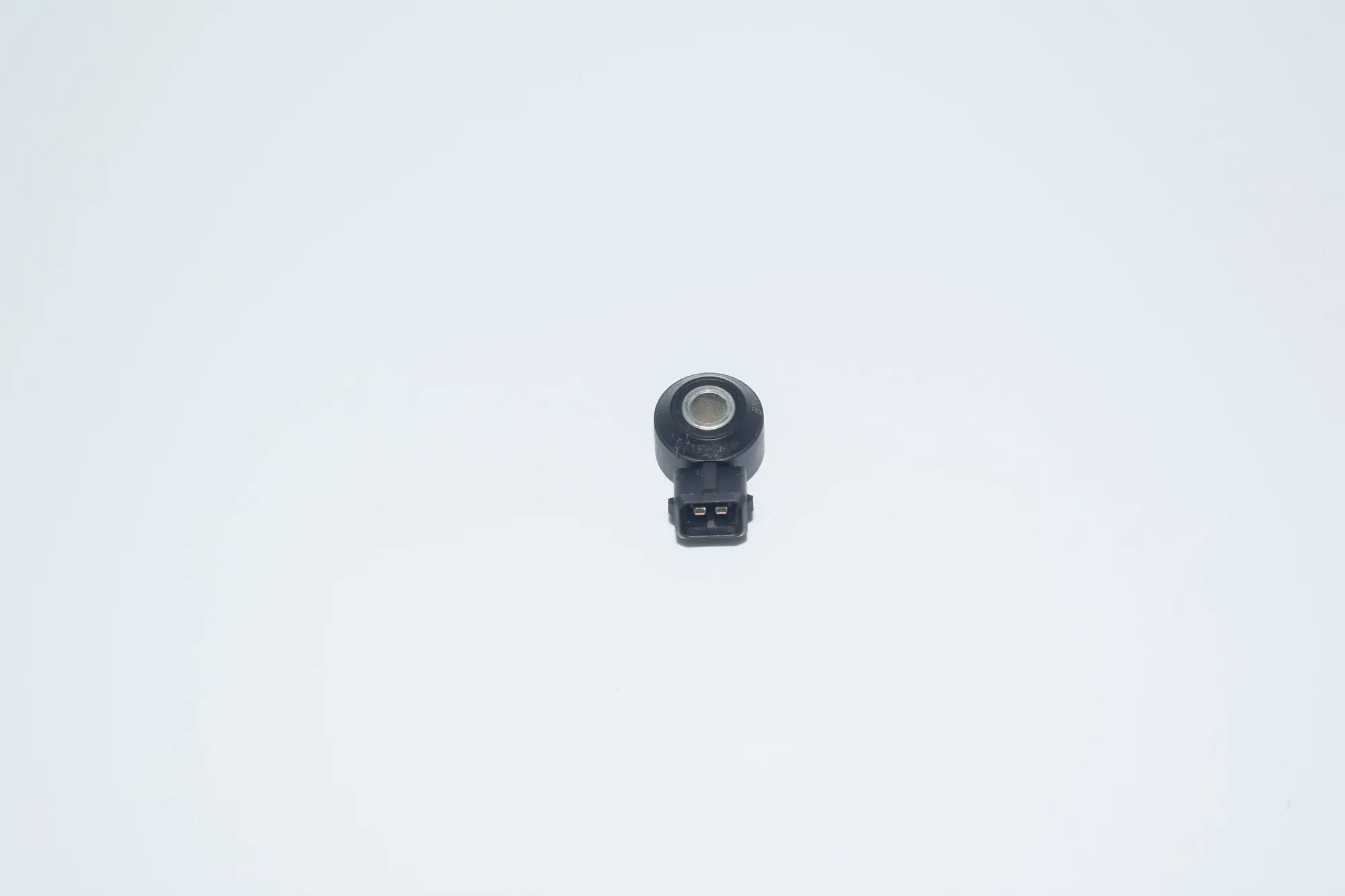 Engine Knock Sensor – OEM 7598861 · BMW 7 (F01, F02) BMW 7 (F01, F02) 750 i 2012 – 2