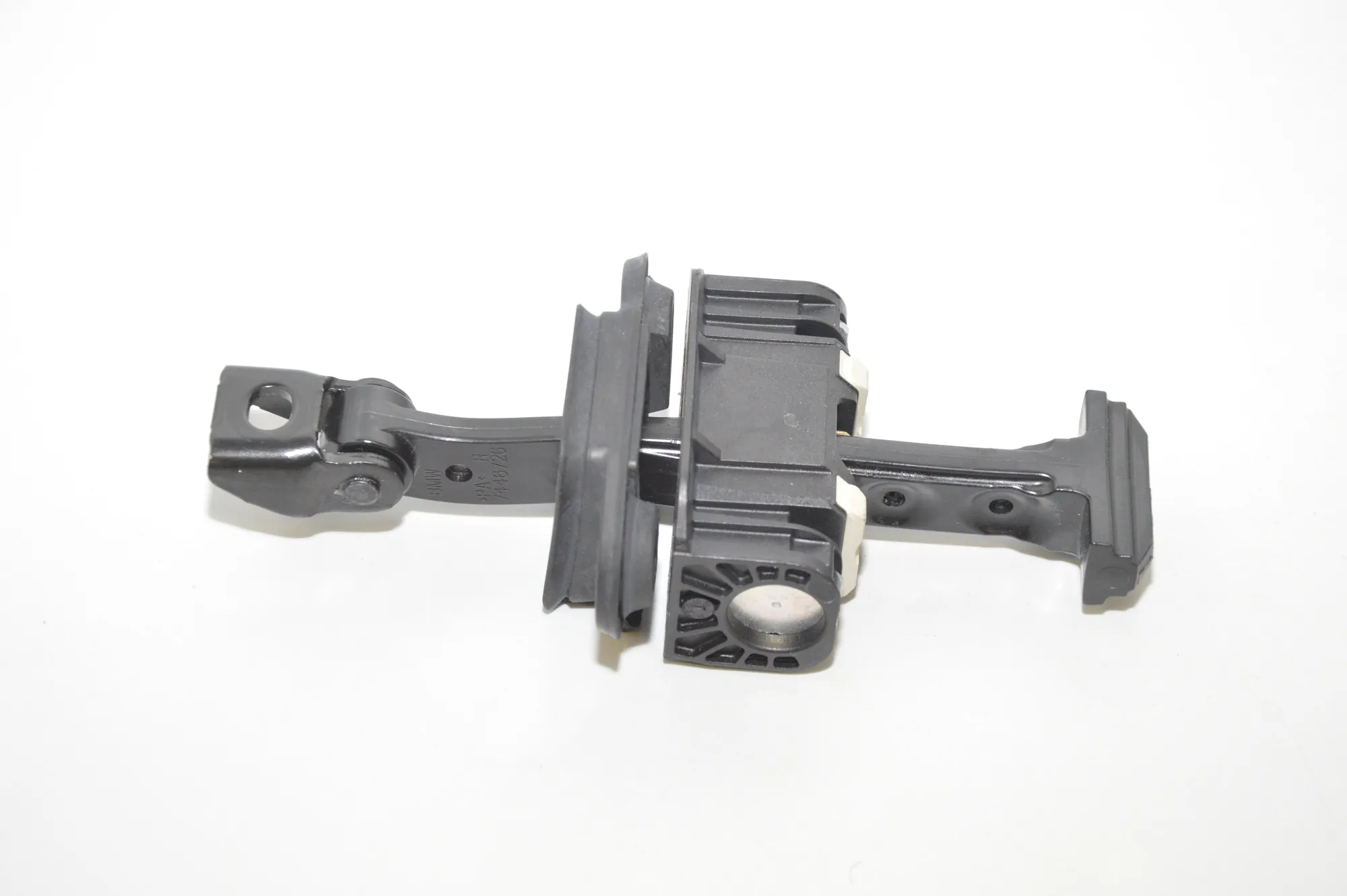 Front Left Door Hinge – OEM 7446725 · BMW 4 Gran Coupe (F36) BMW 4 Gran Coupe (F36) 440 i 2018 – 2