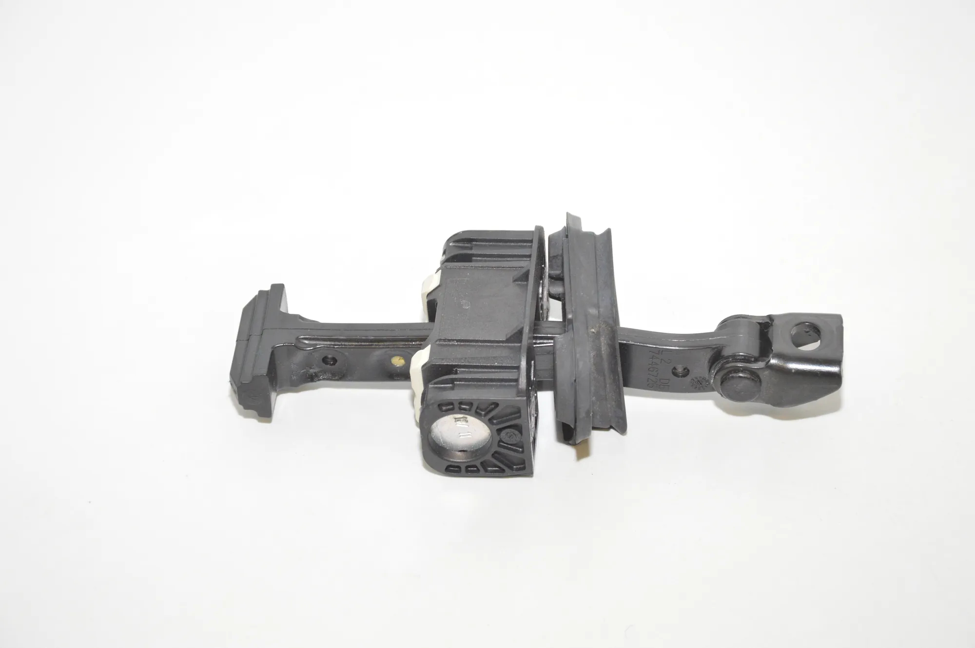 Front Left Door Hinge – OEM 7446725 · BMW 4 Gran Coupe (F36) BMW 4 Gran Coupe (F36) 440 i 2018 – 4