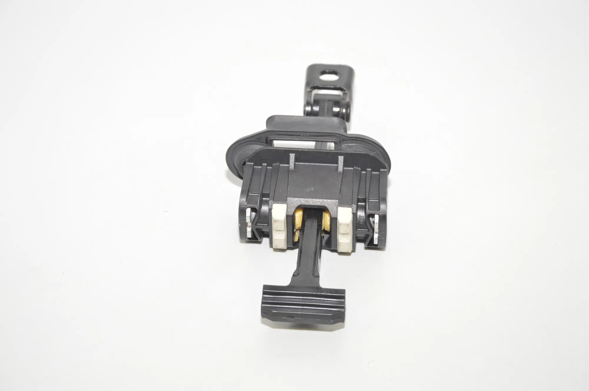 Front Left Door Hinge – OEM 7446725 · BMW 4 Gran Coupe (F36) BMW 4 Gran Coupe (F36) 440 i 2018 – 3