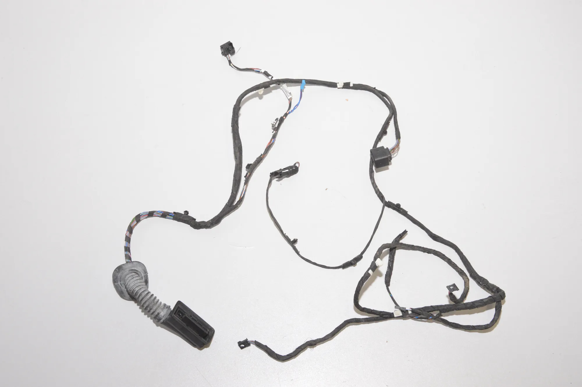 Front Left Door Wiring – OEM 9325896 · BMW 4 Gran Coupe (F36) BMW 4 Gran Coupe (F36) 418 d 2015 – 2