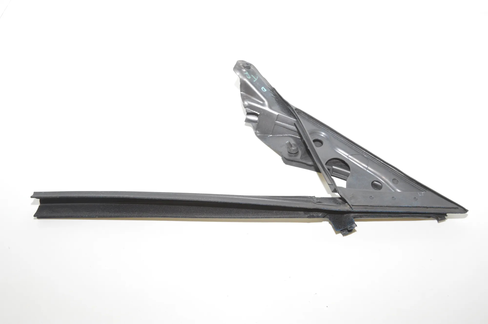 Front Left Door Seal Rubber – OEM 7310193 · BMW 4 Gran Coupe (F36) BMW 4 Gran Coupe (F36) 440 i 2018 – 3