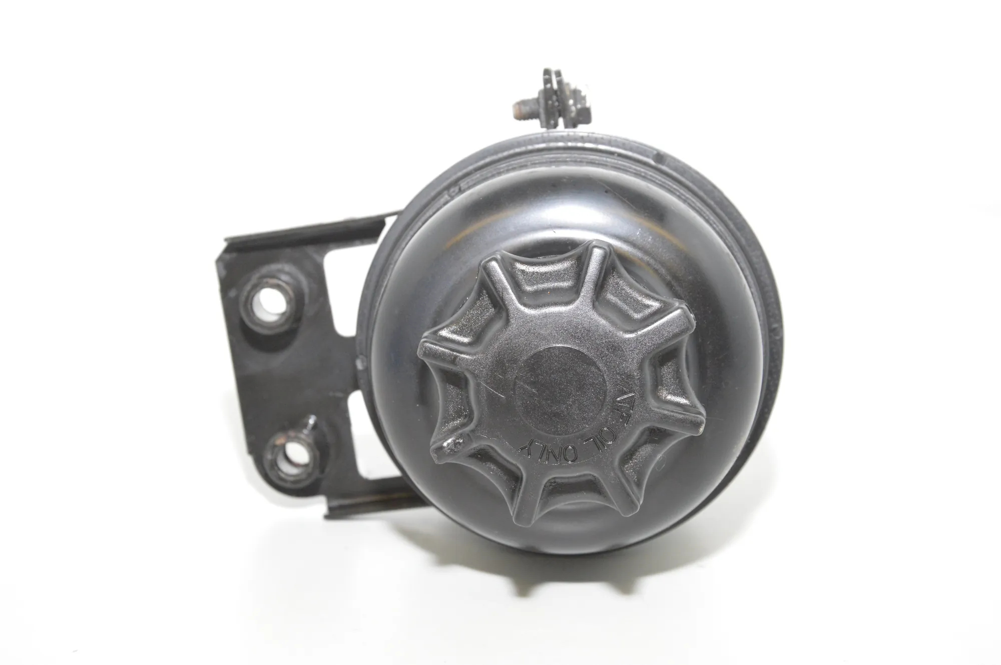 Power Steering Pump Tank – OEM 1097164 · BMW X5 (E53) 4.6 is 2002