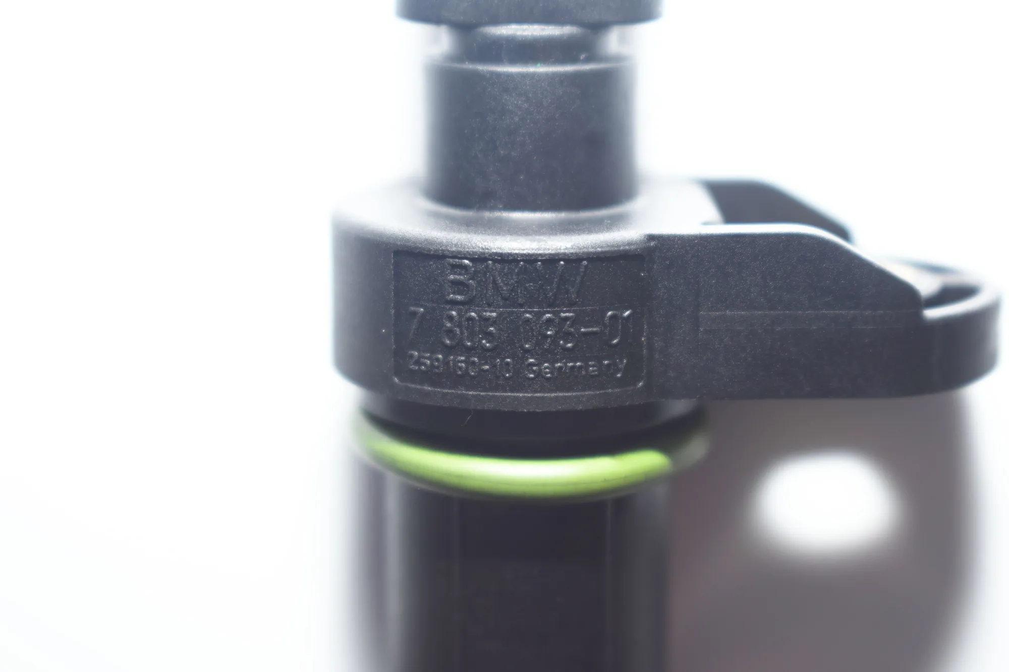 Camshaft Position Sensor – OEM 7803093 · BMW 3 Coupe (E92) 330 d 2010 – 4