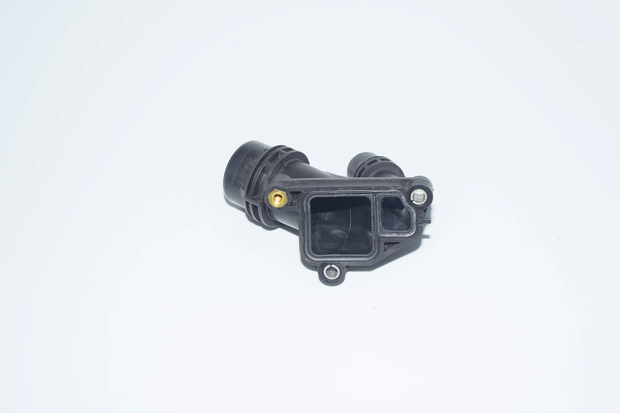Other Engine Compartment Parts – OEM 7800048 · BMW 3 Coupe (E92) 330 d 2010 – 3