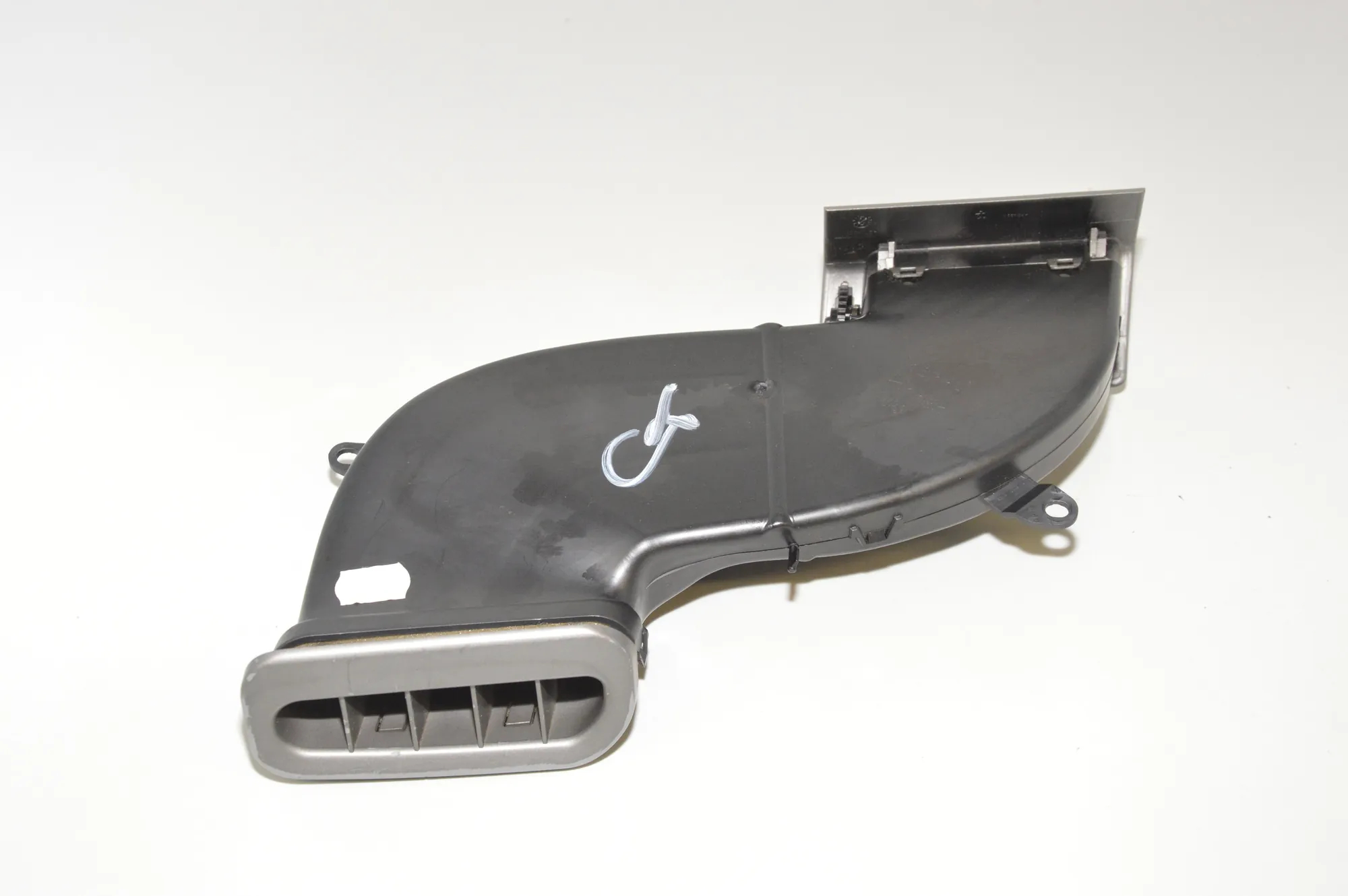 Dashboard Air Vents – OEM 6913324 · BMW 7 (E65, E66, E67) 730 Ld 2005 – 2