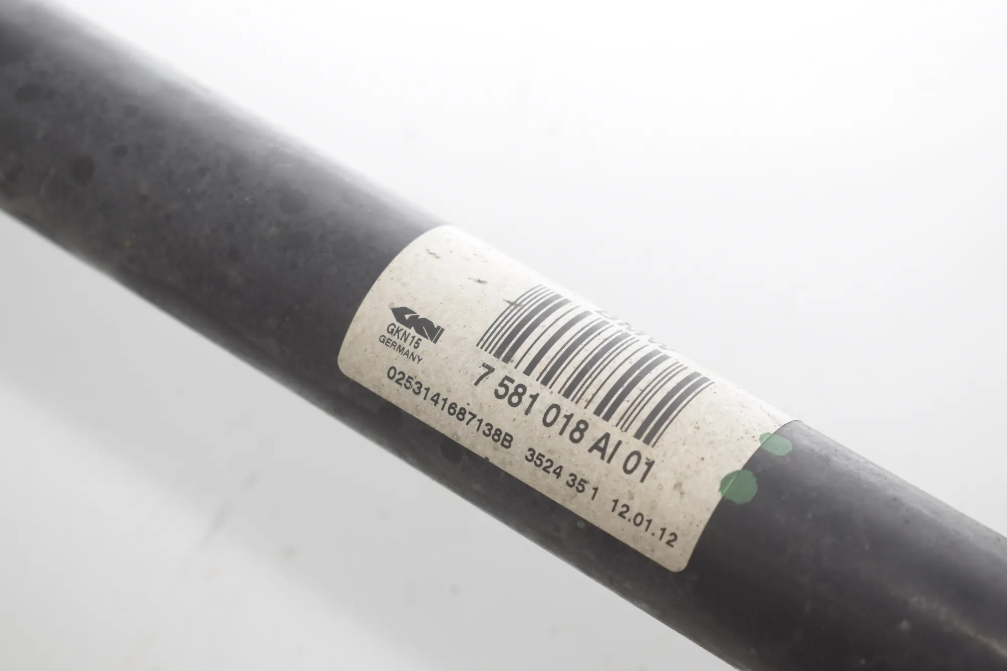 Rear Right Driveshaft – OEM 7581018 · BMW 5 Touring (F11) 530 d xDrive 2012 – 4