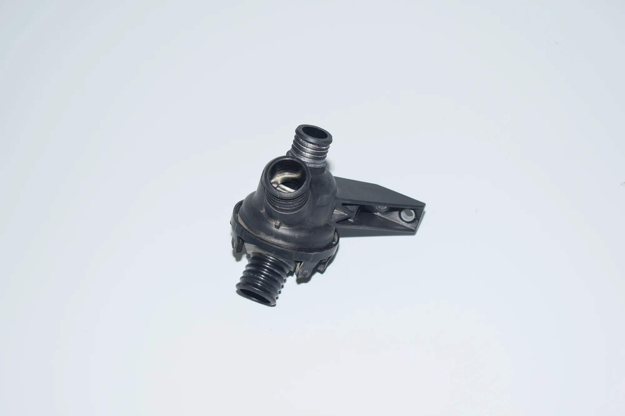 Thermostat – OEM 8530102 · BMW i3 (I01) Hybrid 2014 – 2
