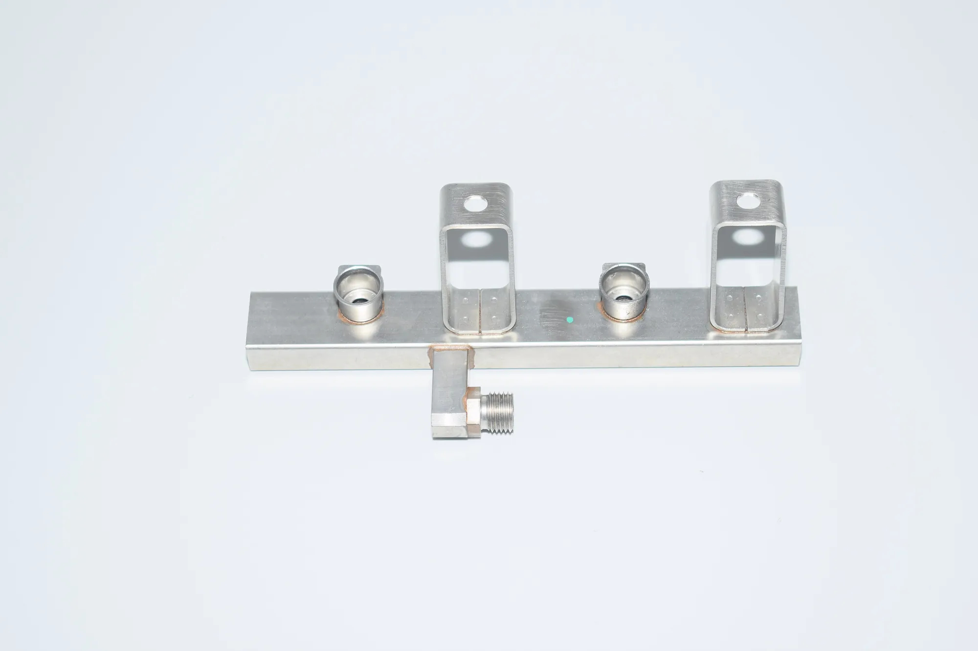 Fuel Rail – OEM 8523132 · BMW i3 (I01) Hybrid 2014