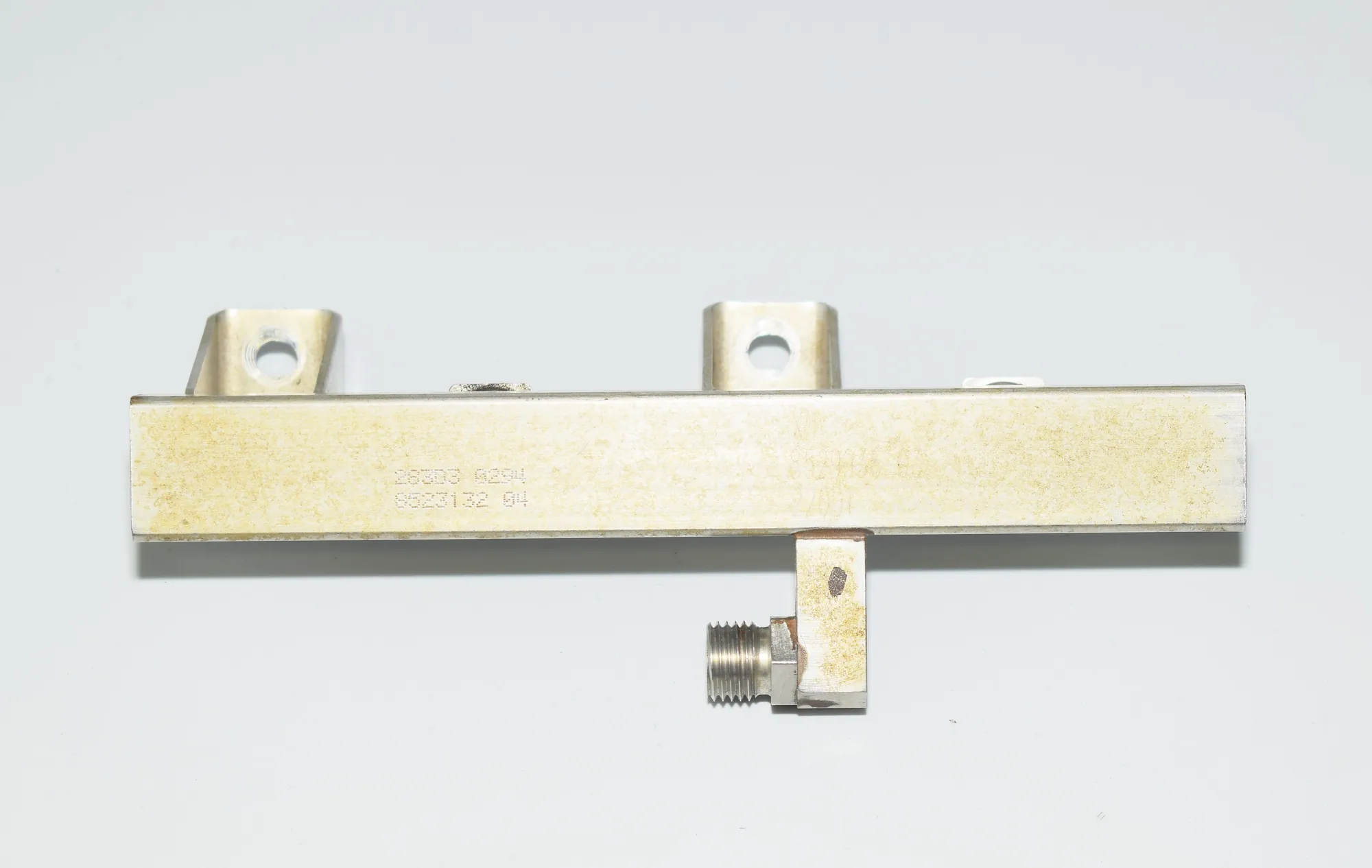Fuel Rail – OEM 8523132 · BMW i3 (I01) Hybrid 2014 – 3