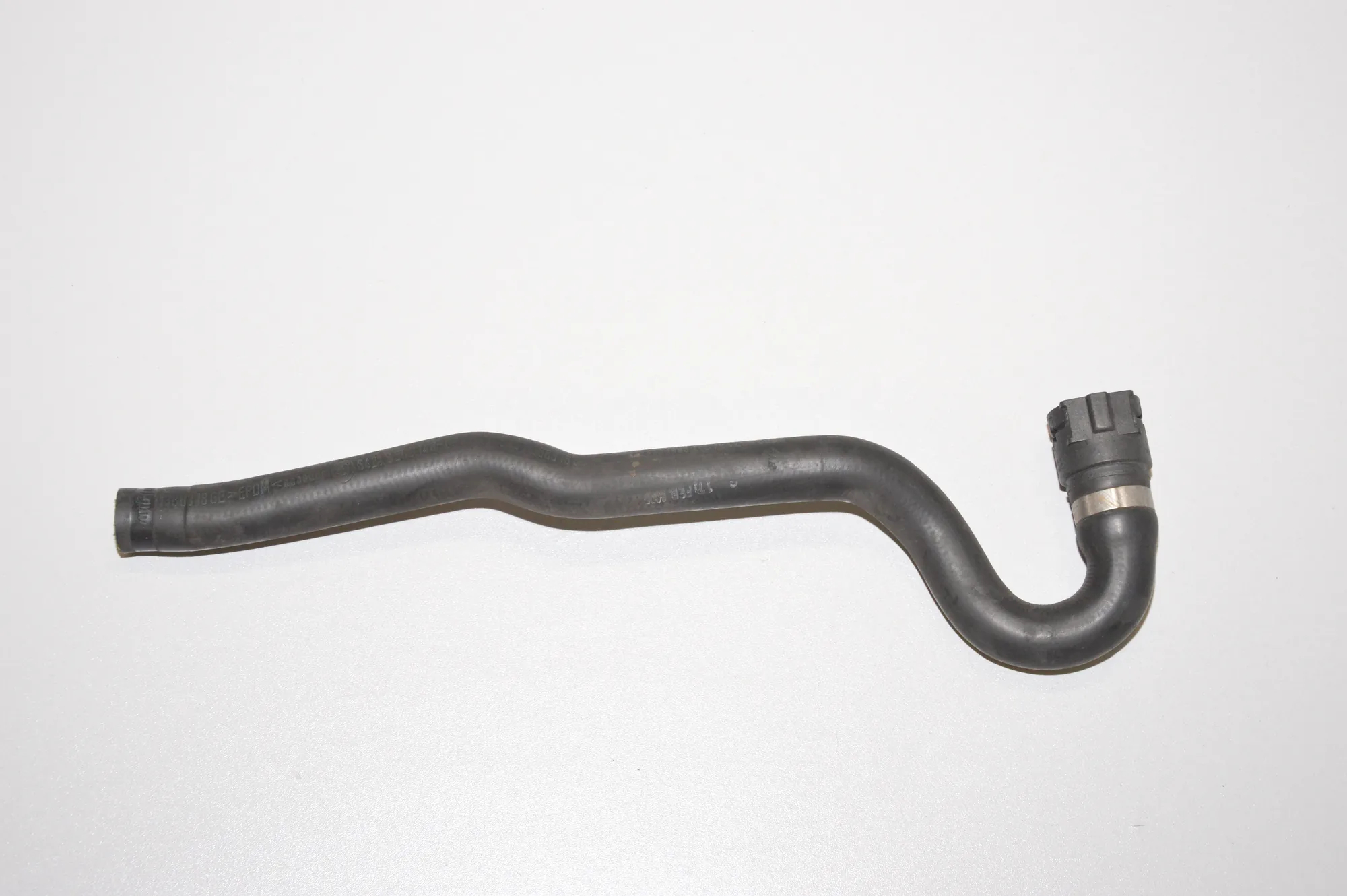 Coolant Hose Pipe – OEM 8385148 · BMW 7 (E65, E66, E67) 730 Ld 2005 – 2