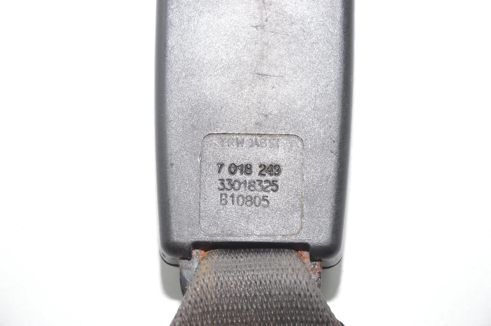 Rear Middle Seat Buckle – OEM 7018249 · BMW 7 (E65, E66, E67) 730 Ld 2005 – 5