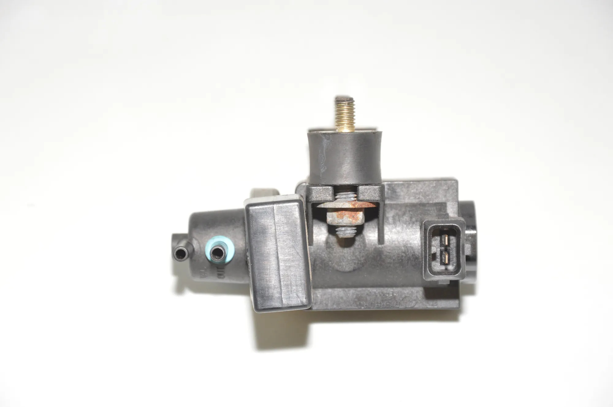 Solenoid Valve – OEM 2247906 · BMW 5 Touring (E39) 525 d 2003 – 2