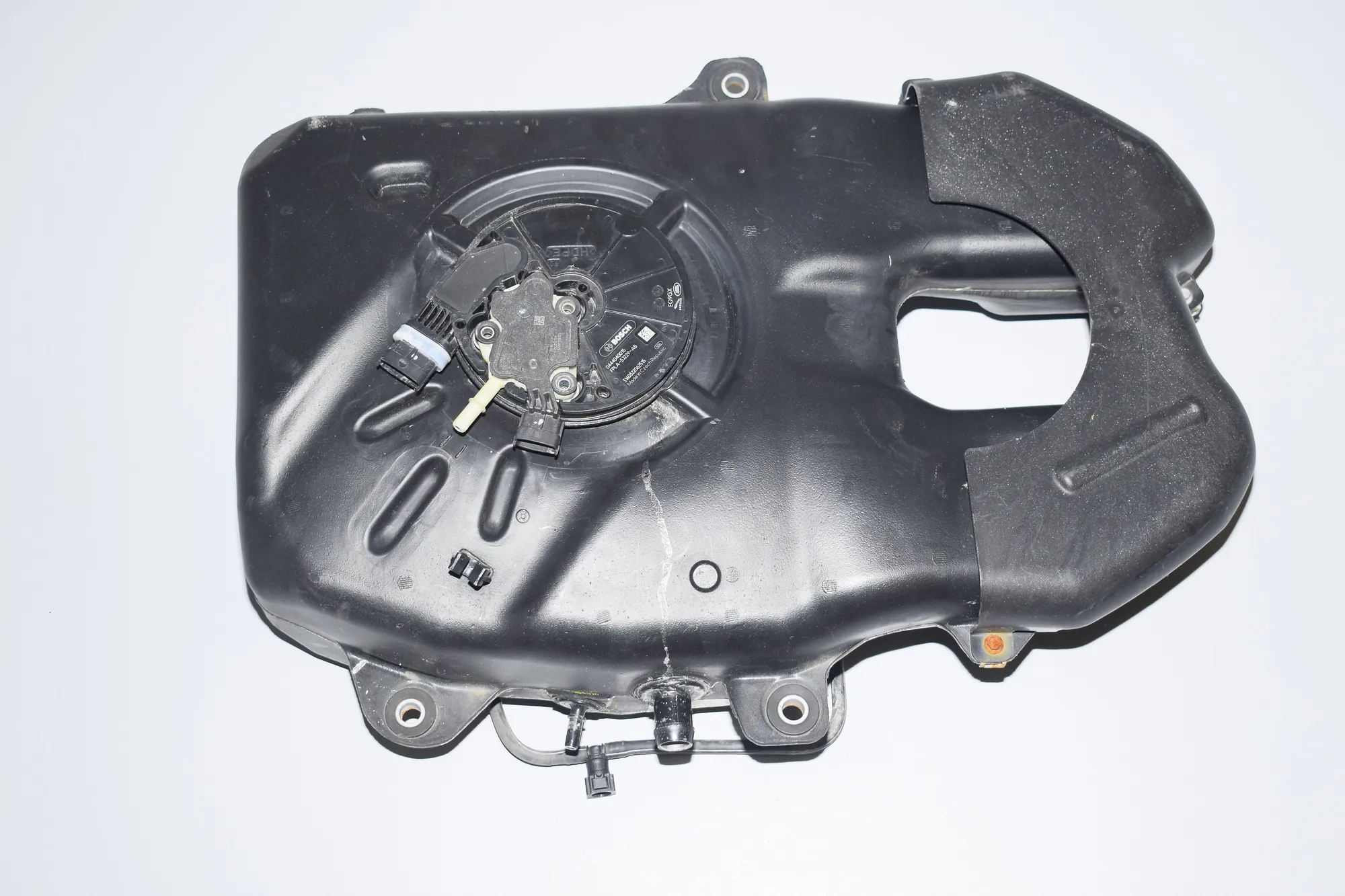 Fuel Tank – OEM GH22-5J228-A · LAND ROVER DISCOVERY IV (L319) 3.0 TD 4x4 2016