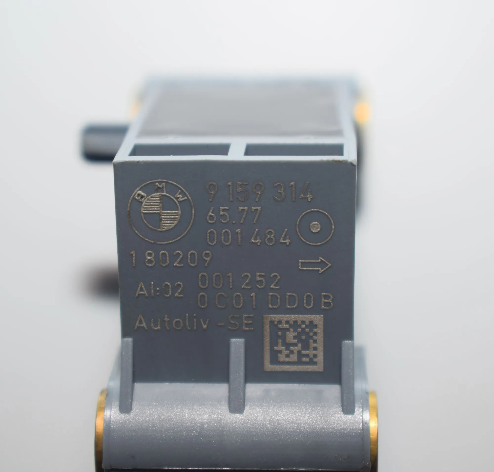 Front Right Impact Sensor – OEM 9159314 · BMW 5 (F10) BMW 5 (F10) 2014 – 4