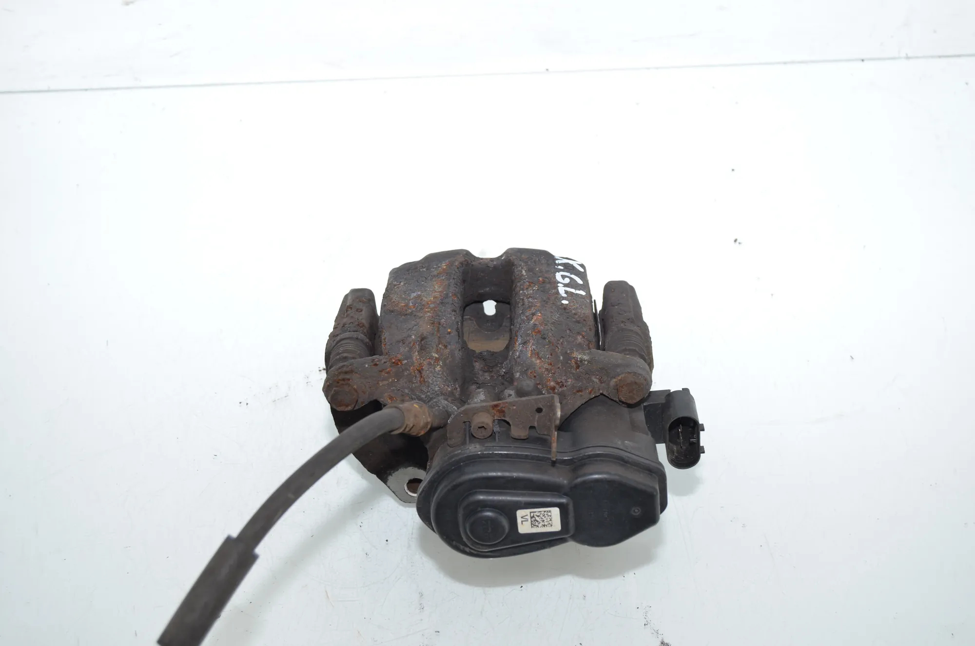 Rear Left Brake Caliper – OEM 6793047 · BMW 5 Touring (F11) 530 d xDrive 2012 – 2