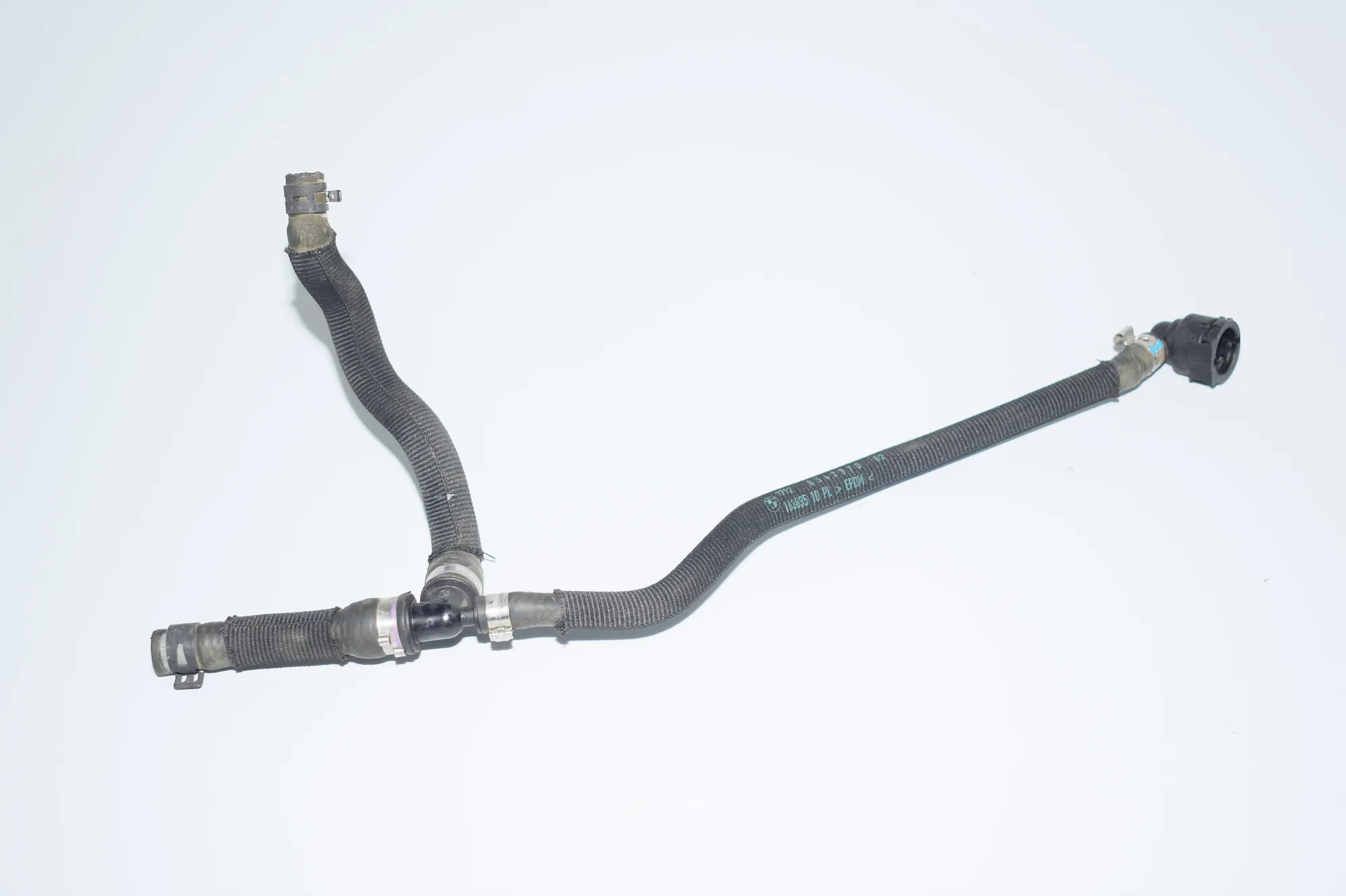 Coolant Hose Pipe – OEM 8542070 · BMW i3 (I01) Hybrid 2014 – 2