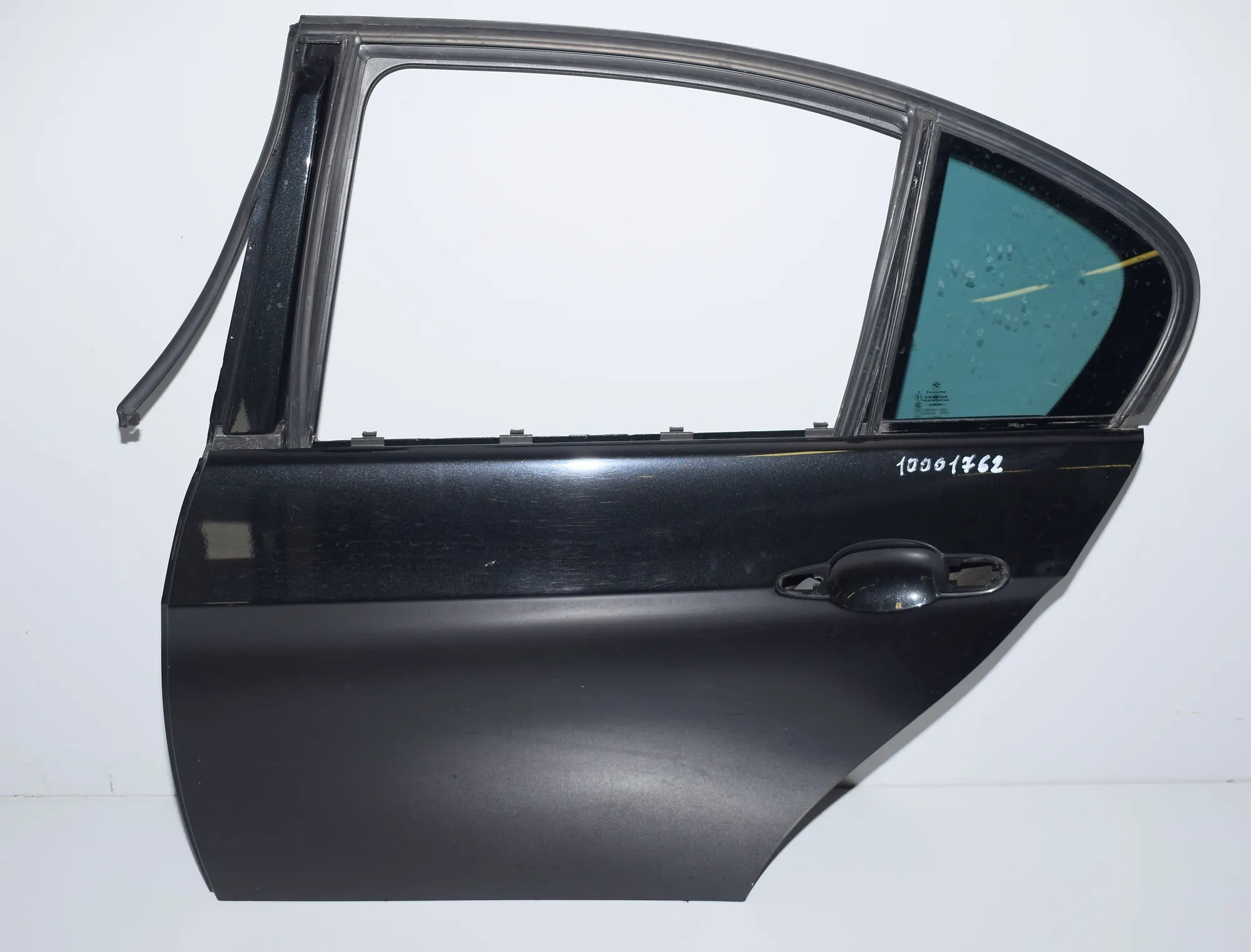 Rear Left Door · BMW 3 (E90) 330 d 2011