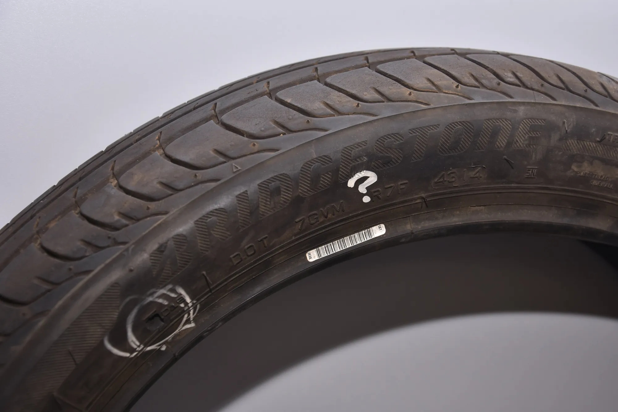 Tire · BMW i3 (I01) BMW i3 (I01) Hybrid 2015 – 2
