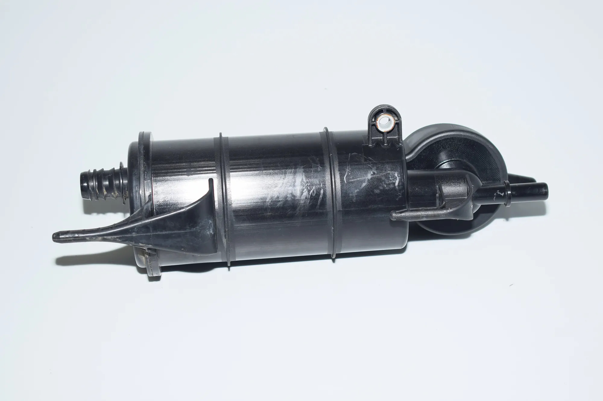 Charcoal Container Filter – OEM 7340429 · BMW i3 (I01) Hybrid 2014 – 2