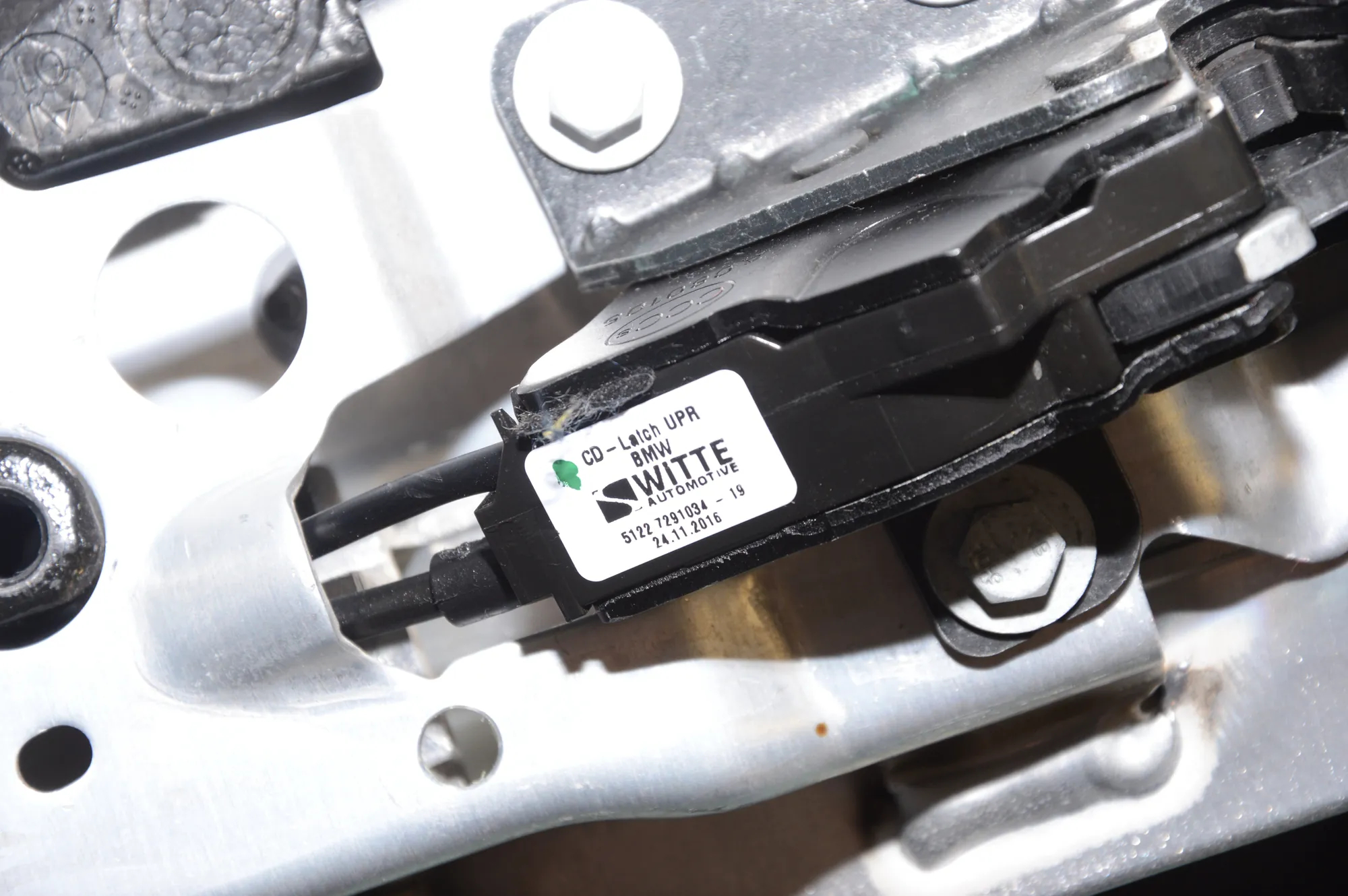 Rear Right Door – OEM 9384060 · BMW i3 (I01) Hybrid 2016 – 6