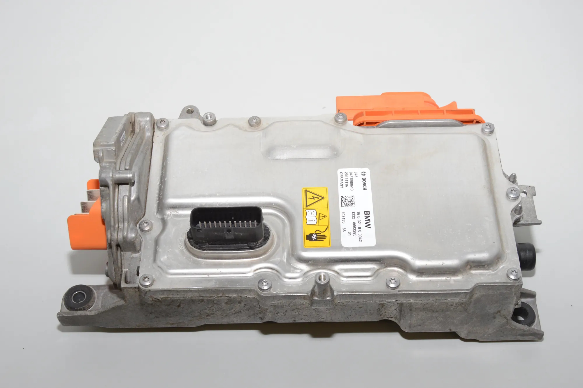Other Control Units – OEM 8662295 · BMW i3 (I01) Hybrid 2016 – 2