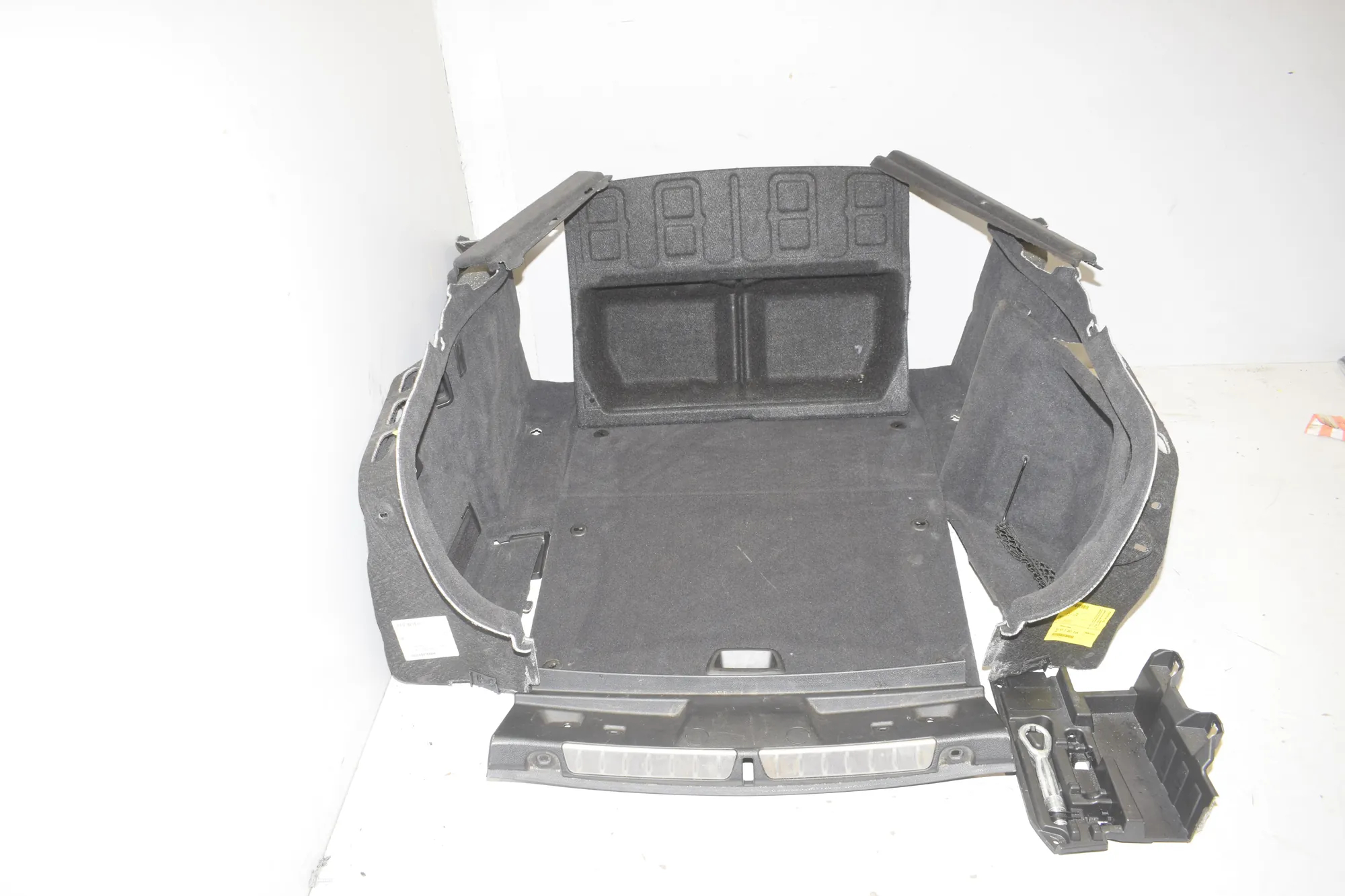 Trunk Trim Kit – OEM 7337281 · BMW 4 Gran Coupe (F36) 430 d 2016 – 2