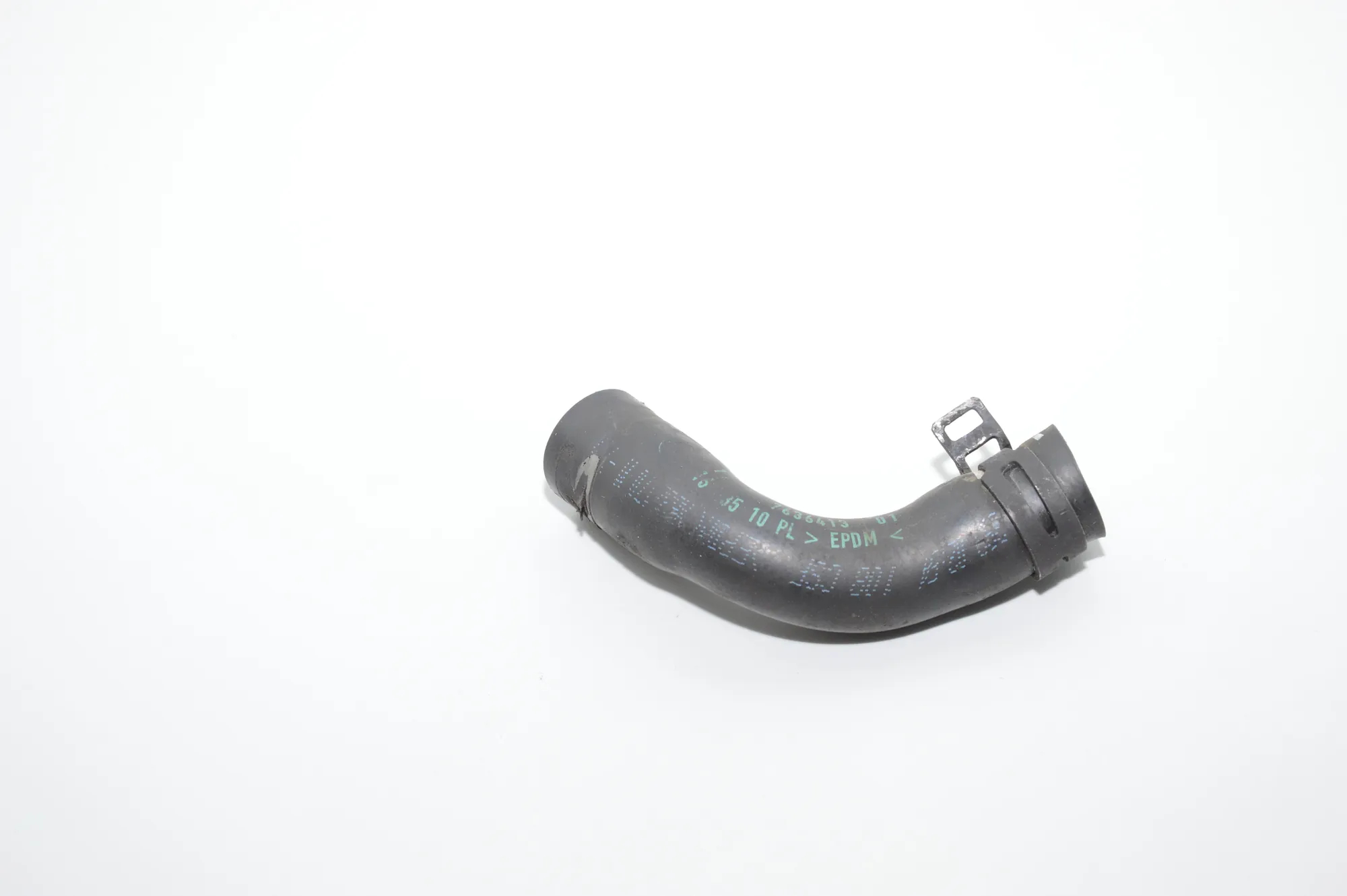 Coolant Hose Pipe – OEM 7636413 · BMW i3 (I01) Hybrid 2016