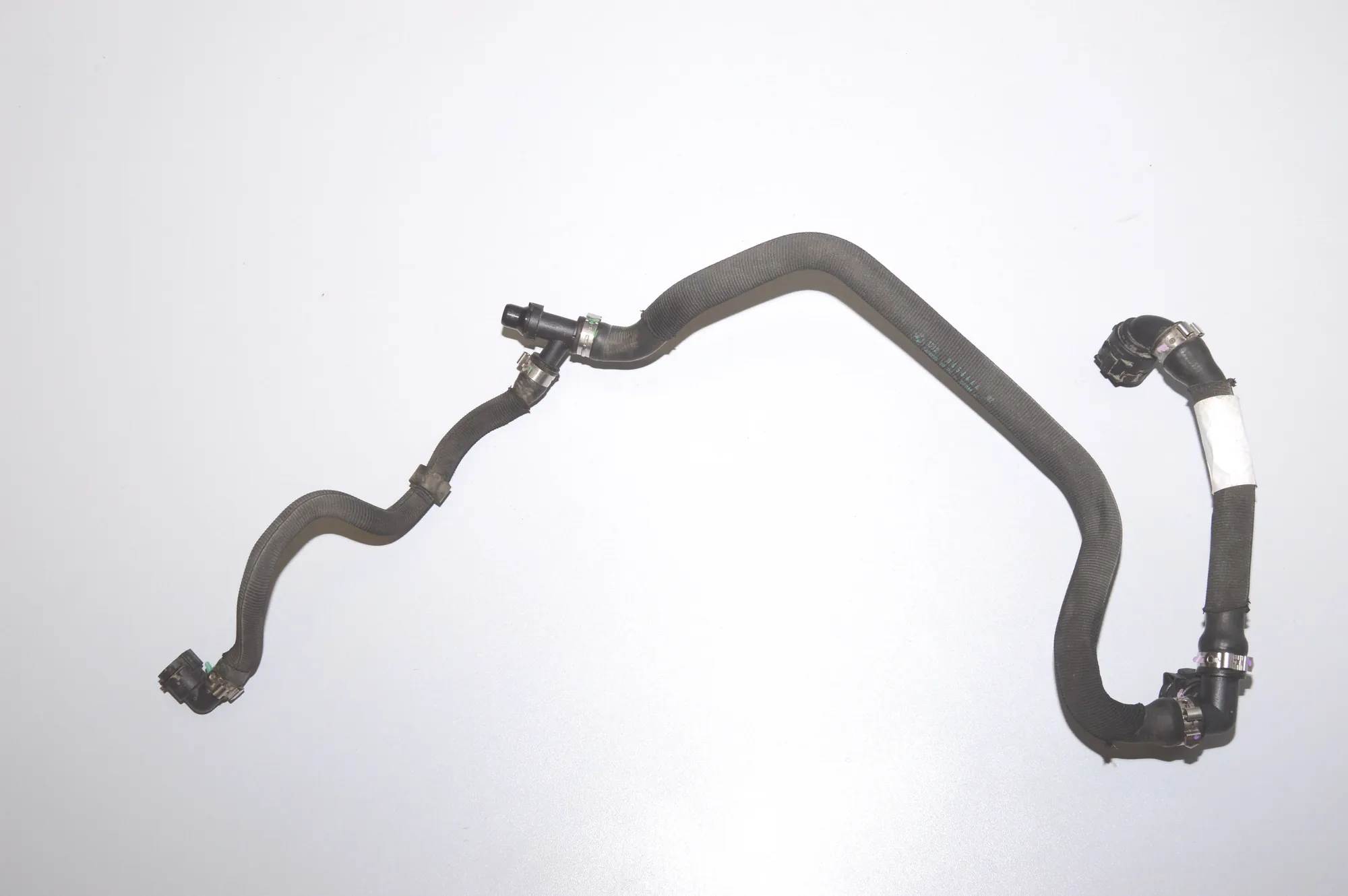 Coolant Hose Pipe – OEM 8656444 · BMW i3 (I01) Hybrid 2016
