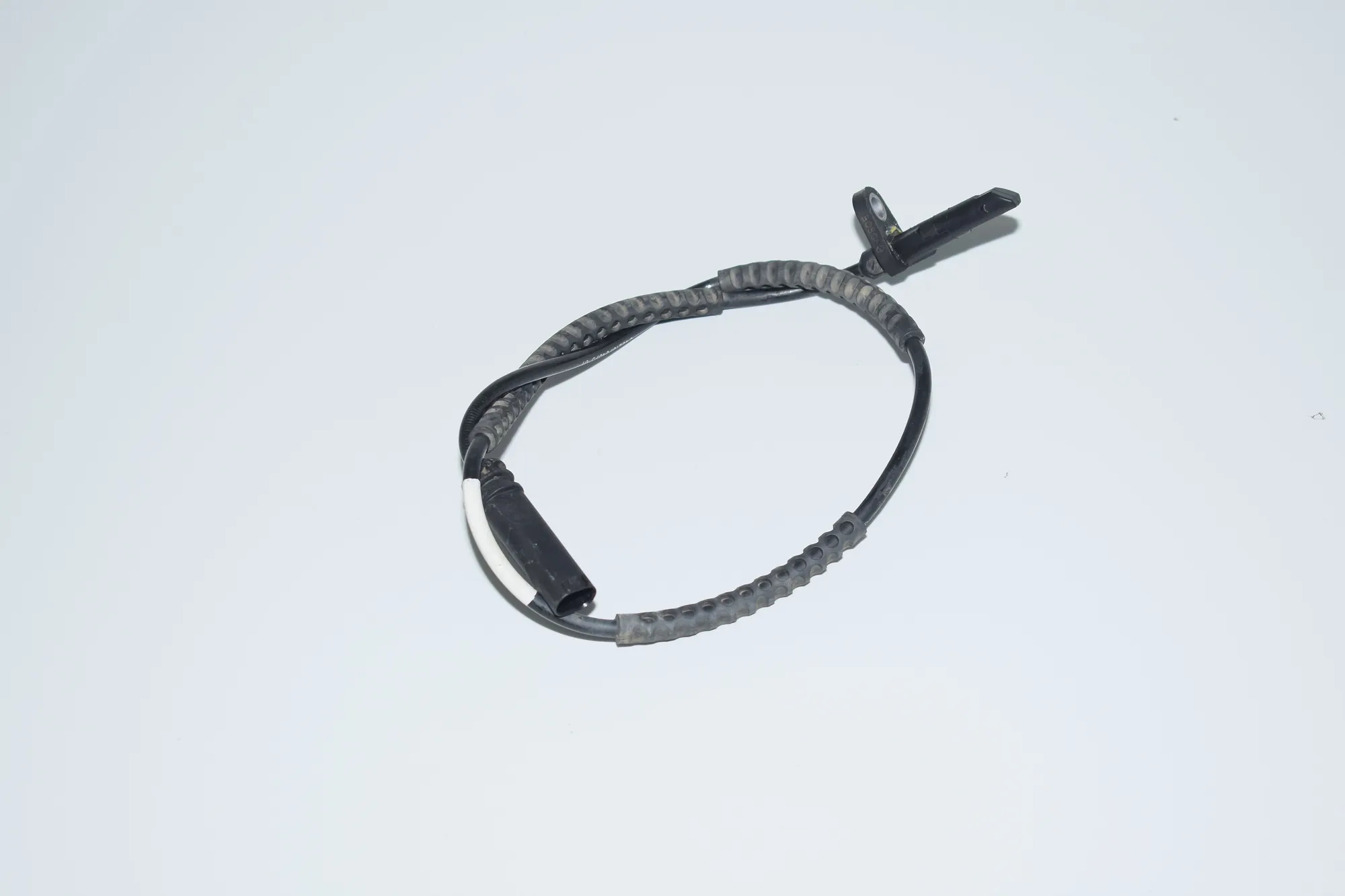 Rear Right ABS Sensor – OEM 6794379 · BMW i3 (I01) Hybrid 2014 – 2
