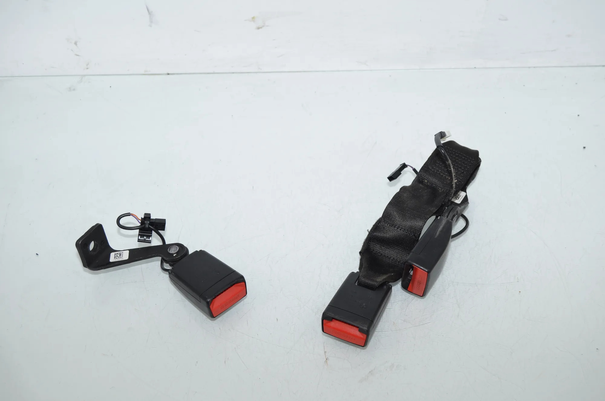 Rear Left Seat Buckle – OEM 7375447 · BMW 4 Gran Coupe (F36) 430 d 2016