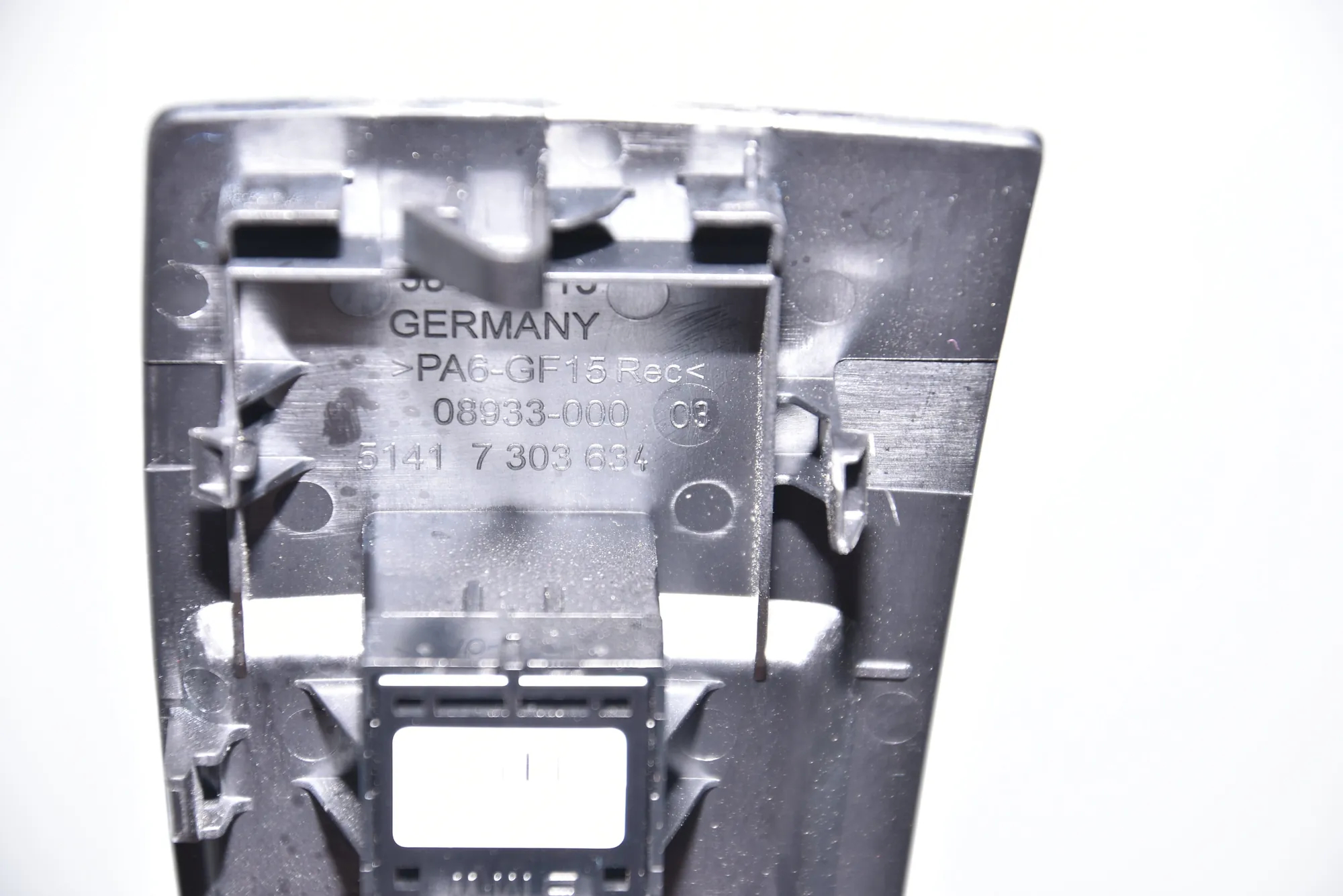 Front Right Door Window Switch – OEM 7303634 · BMW i3 (I01) Electric 2015 – 4