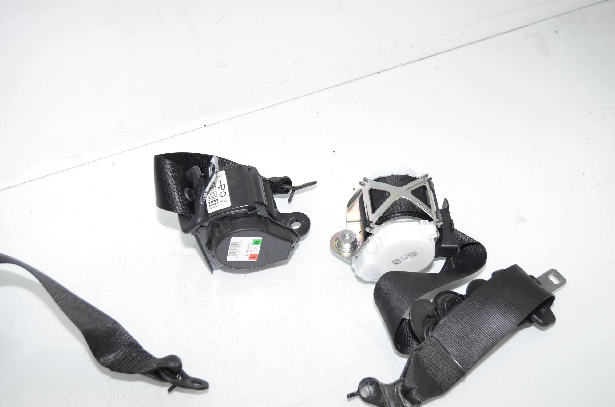 Front Right Seatbelt – OEM 7243308 · BMW 4 Gran Coupe (F36) 430 d 2016 – 3