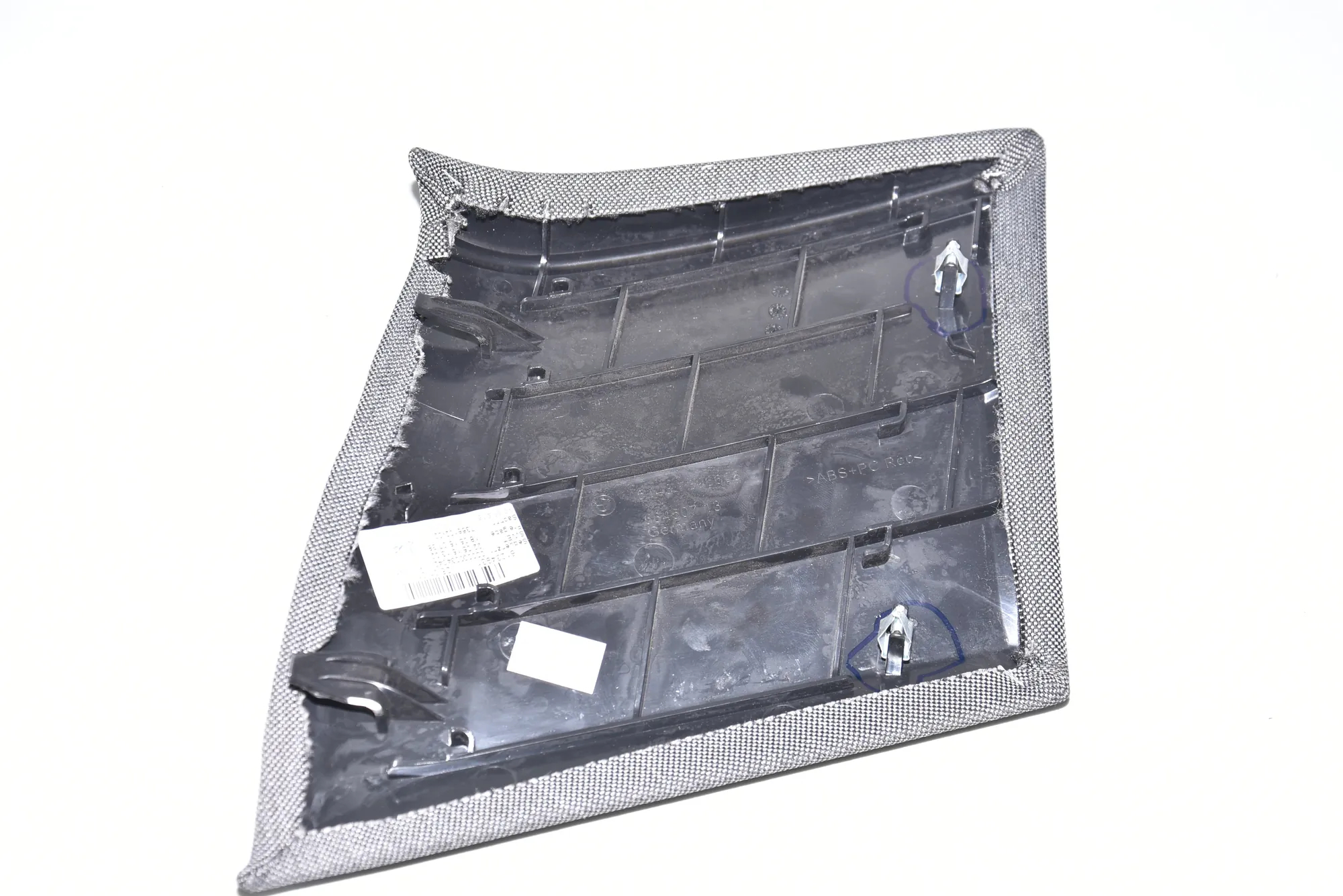 B Pillar Trim – OEM 7306608 · BMW i3 (I01) Electric 2015 – 2