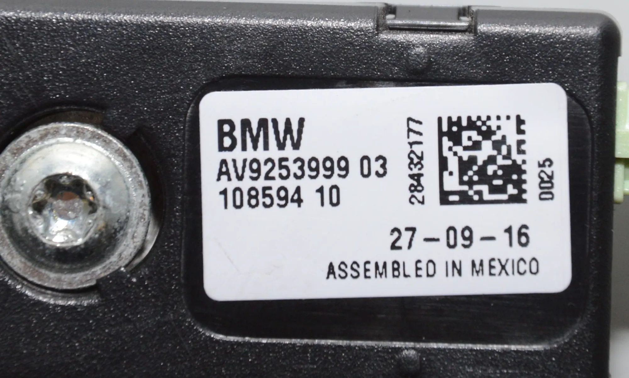 Antenna – OEM 9253999 · BMW i3 (I01) Hybrid 2016 – 4