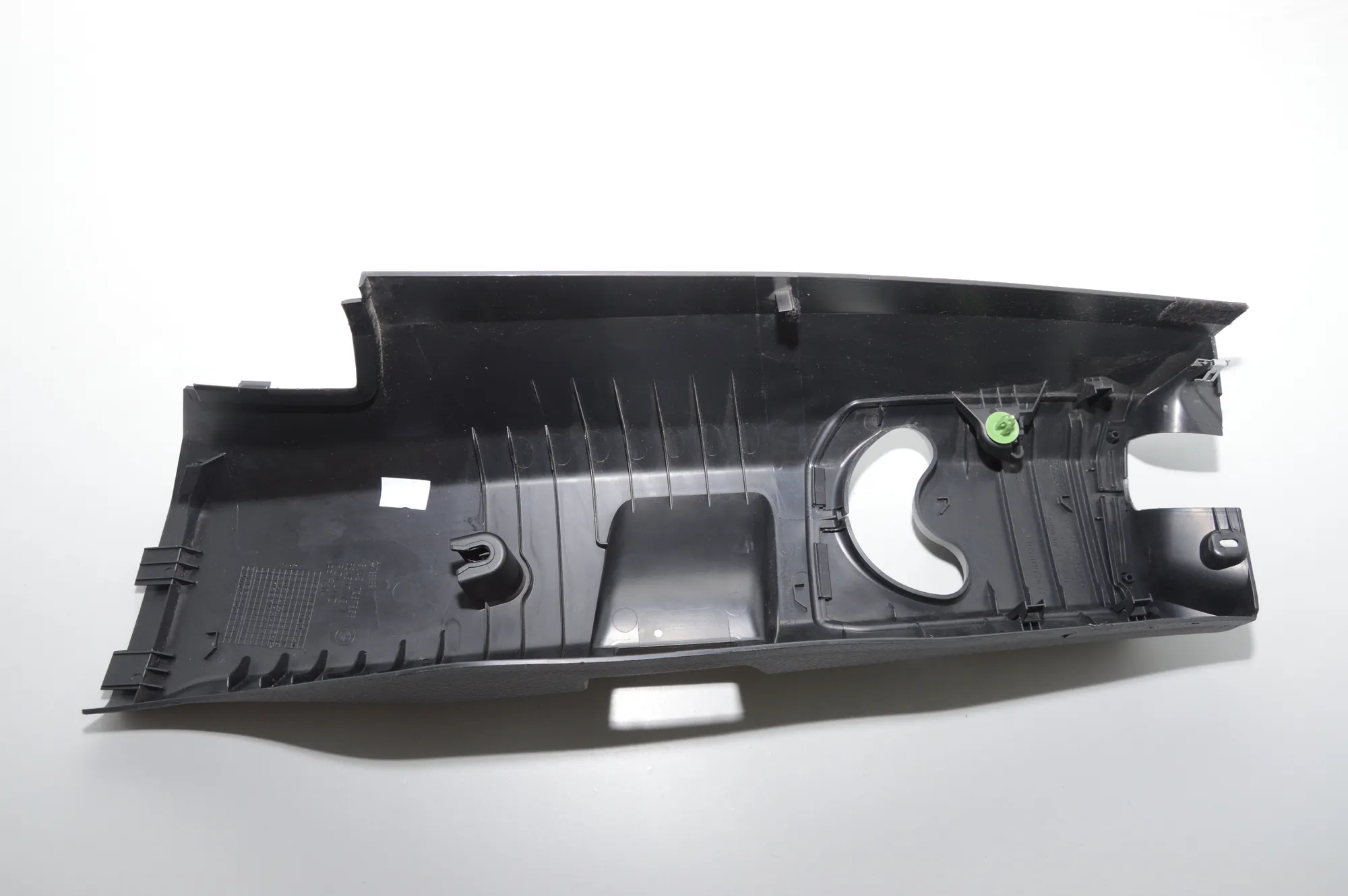 Right Side Pillar Trim – OEM 7287936 · BMW i3 (I01) Hybrid 2016 – 3