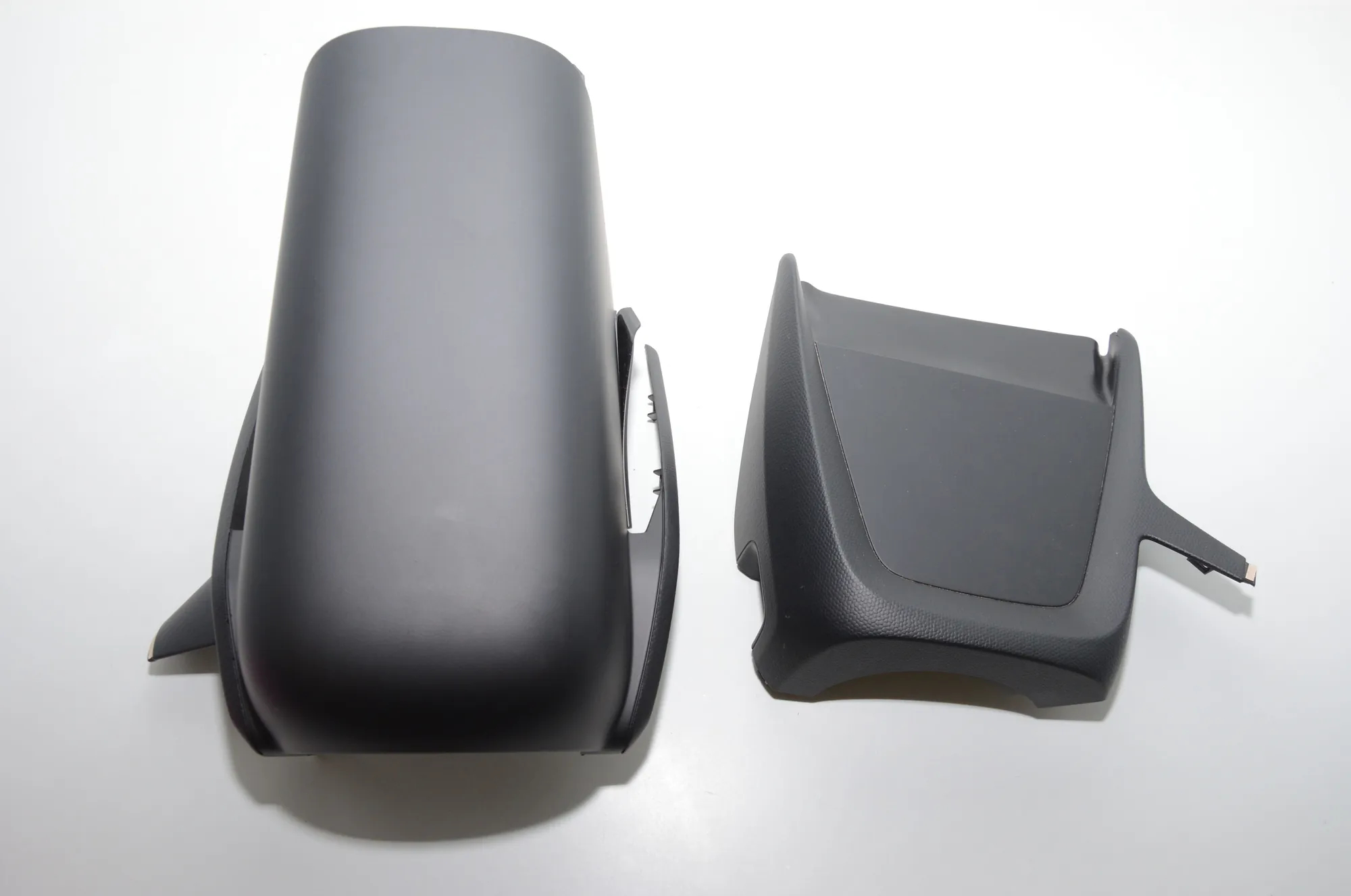 Steering Mechanism Trim – OEM 9285065 · BMW i3 (I01) Hybrid 2016 – 4