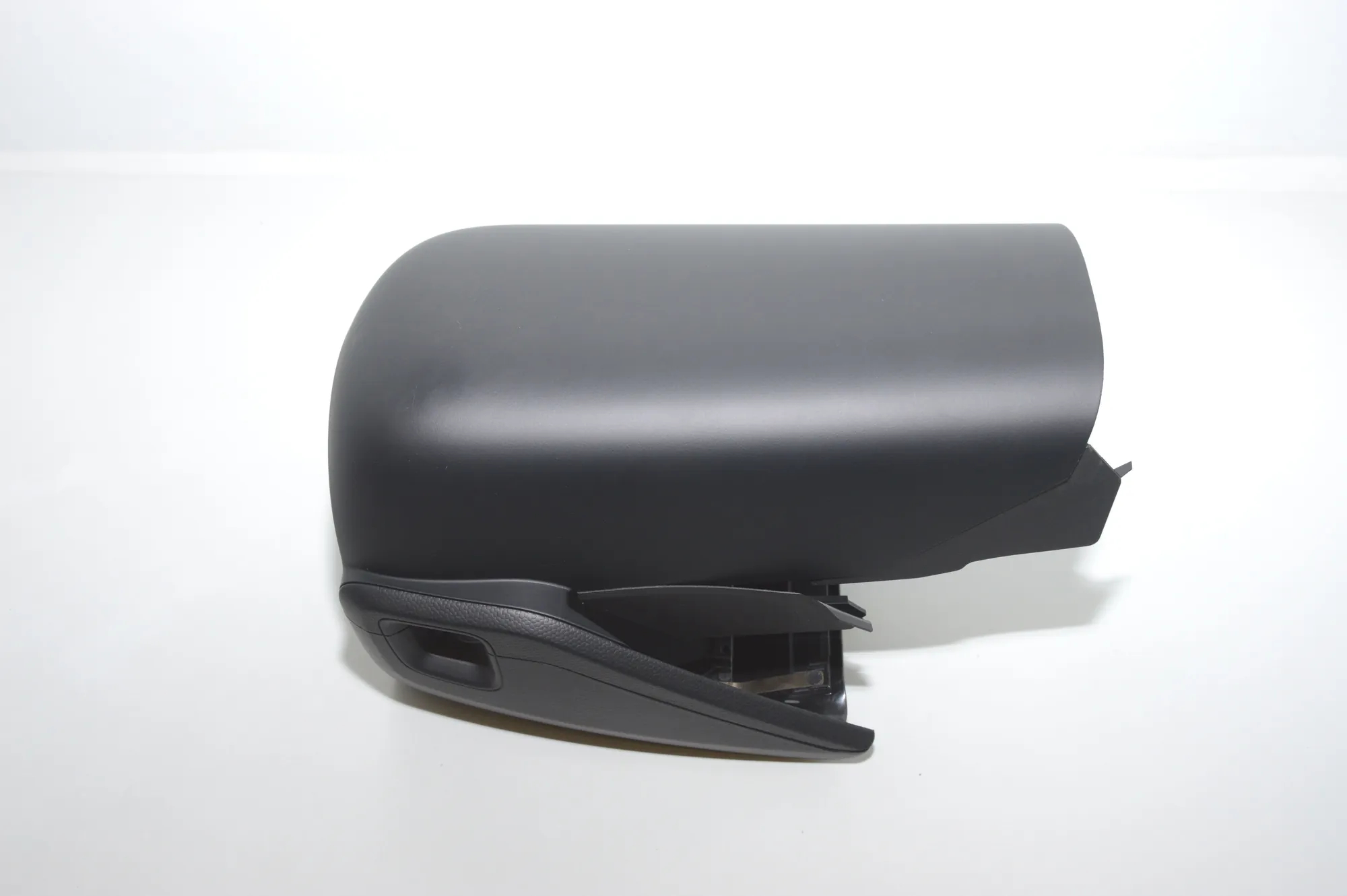 Steering Mechanism Trim – OEM 9285065 · BMW i3 (I01) Hybrid 2016 – 2
