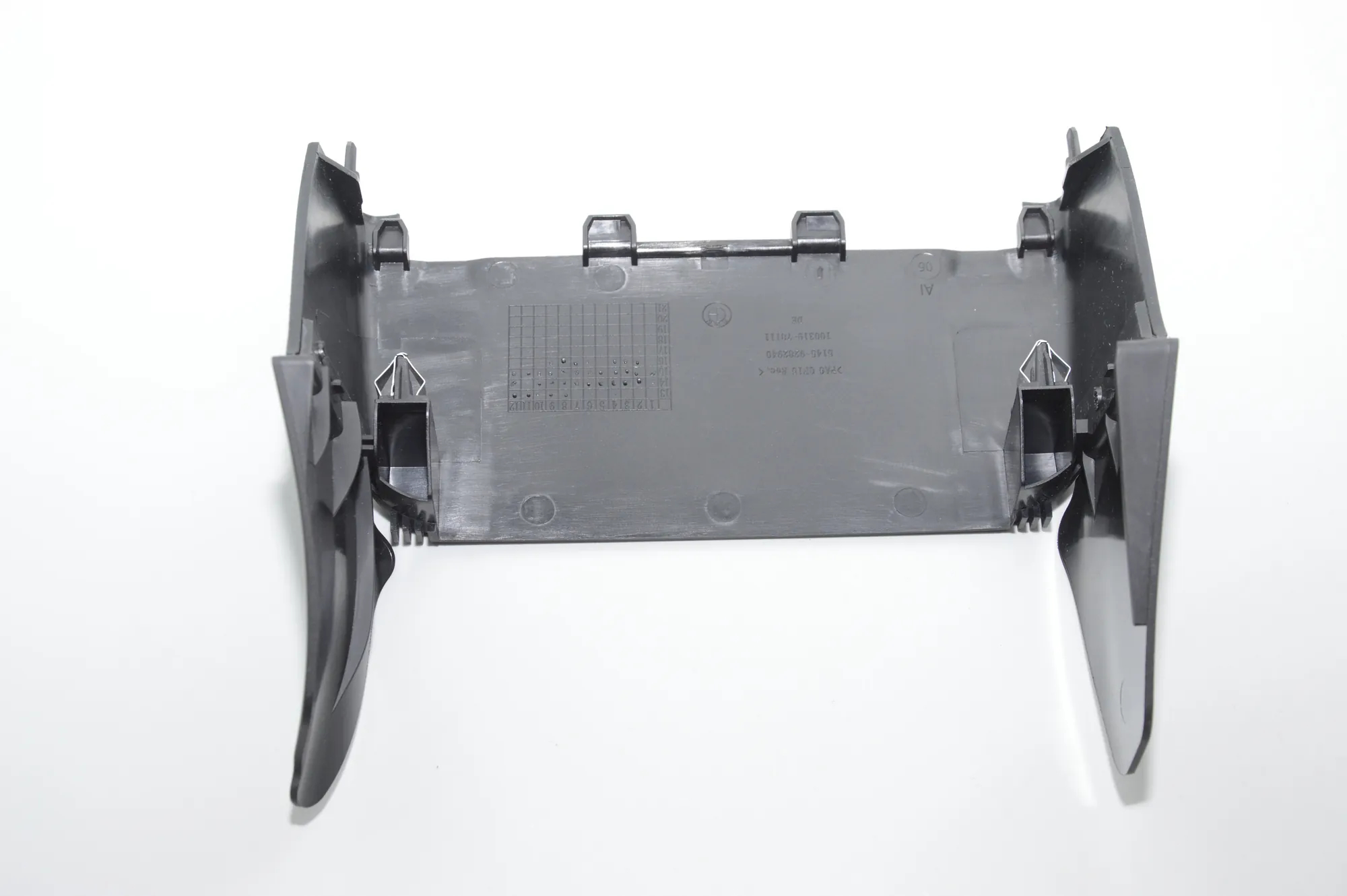 Other Interior Parts – OEM 9282940 · BMW i3 (I01) Hybrid 2016 – 4