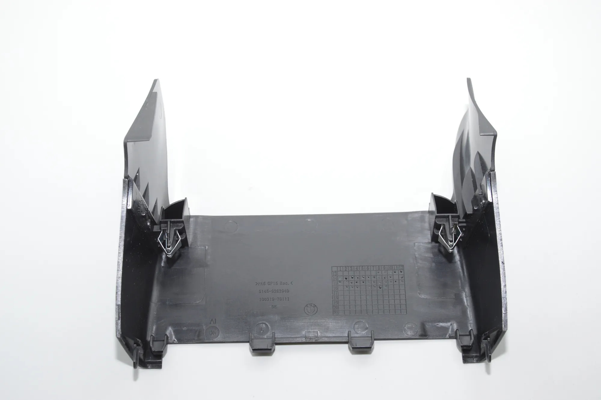 Other Interior Parts – OEM 9282940 · BMW i3 (I01) Hybrid 2016 – 3