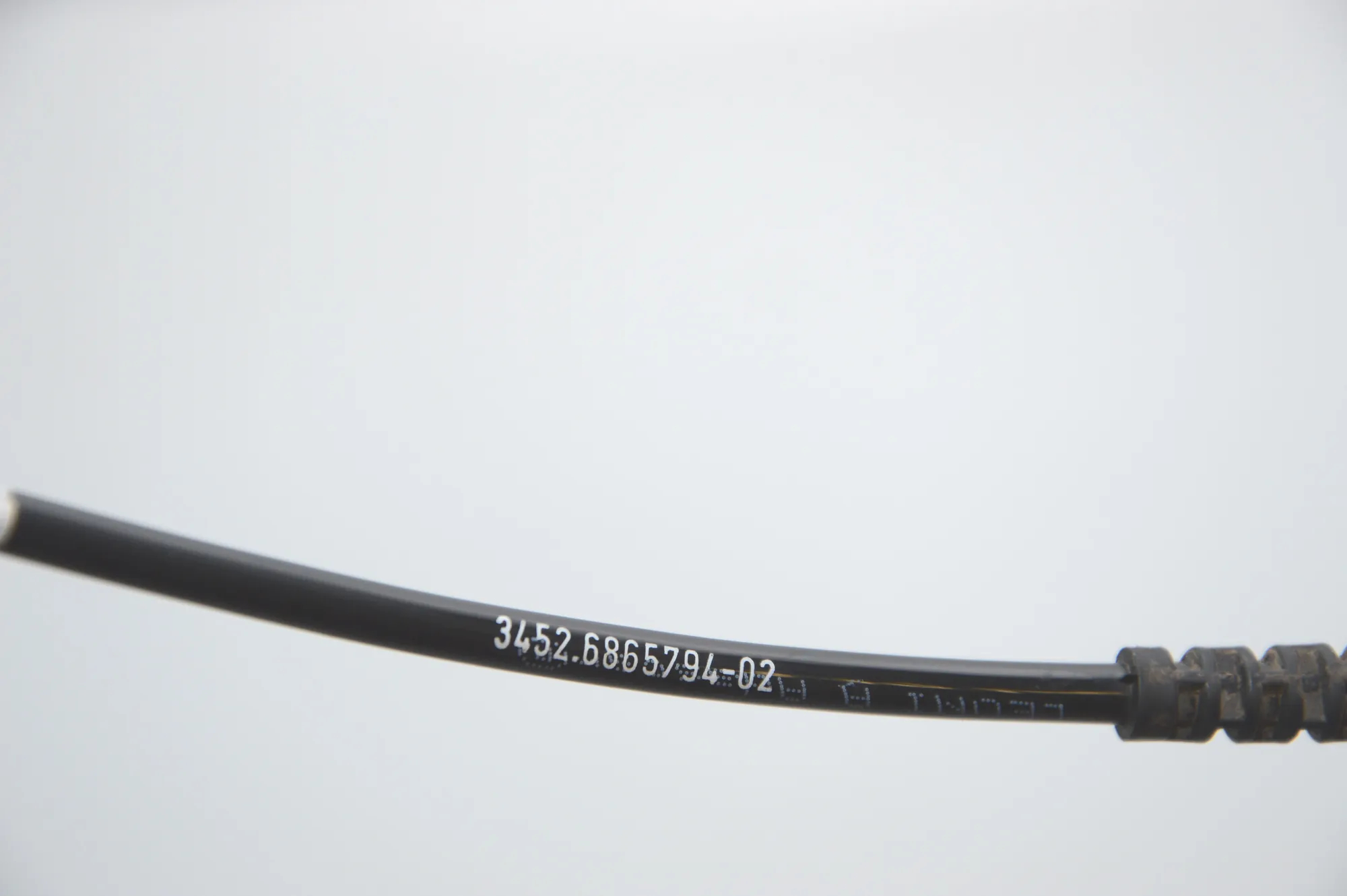 Front Right ABS Sensor – OEM 6865794 · BMW i3 (I01) Hybrid 2016 – 4