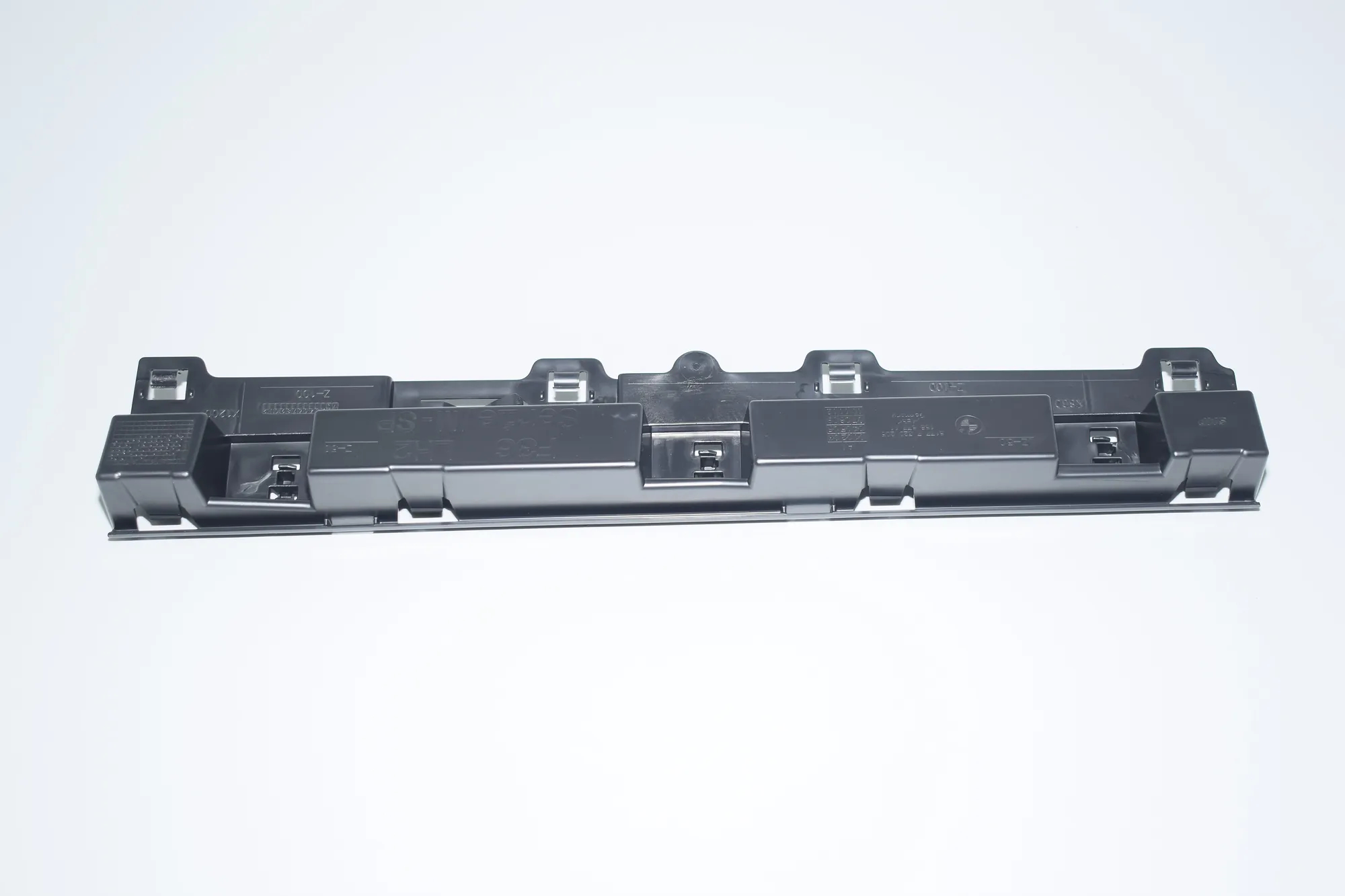 Sideskirt Bracket – OEM 7320205 · BMW 4 Gran Coupe (F36) BMW 4 Gran Coupe (F36) 2018 – 3