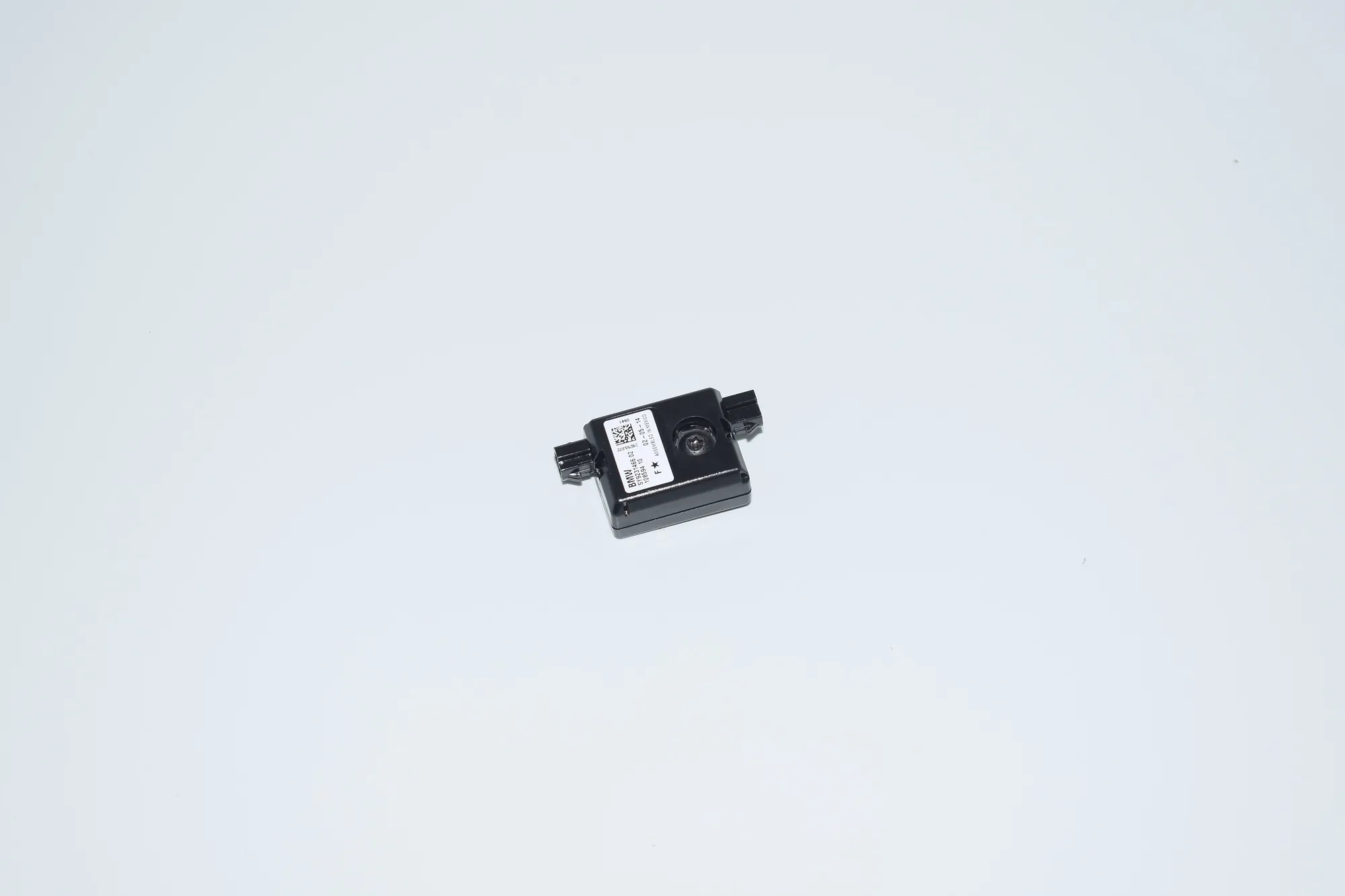 Antenna Amplifier – OEM 9231466 · BMW i3 (I01) Hybrid 2014