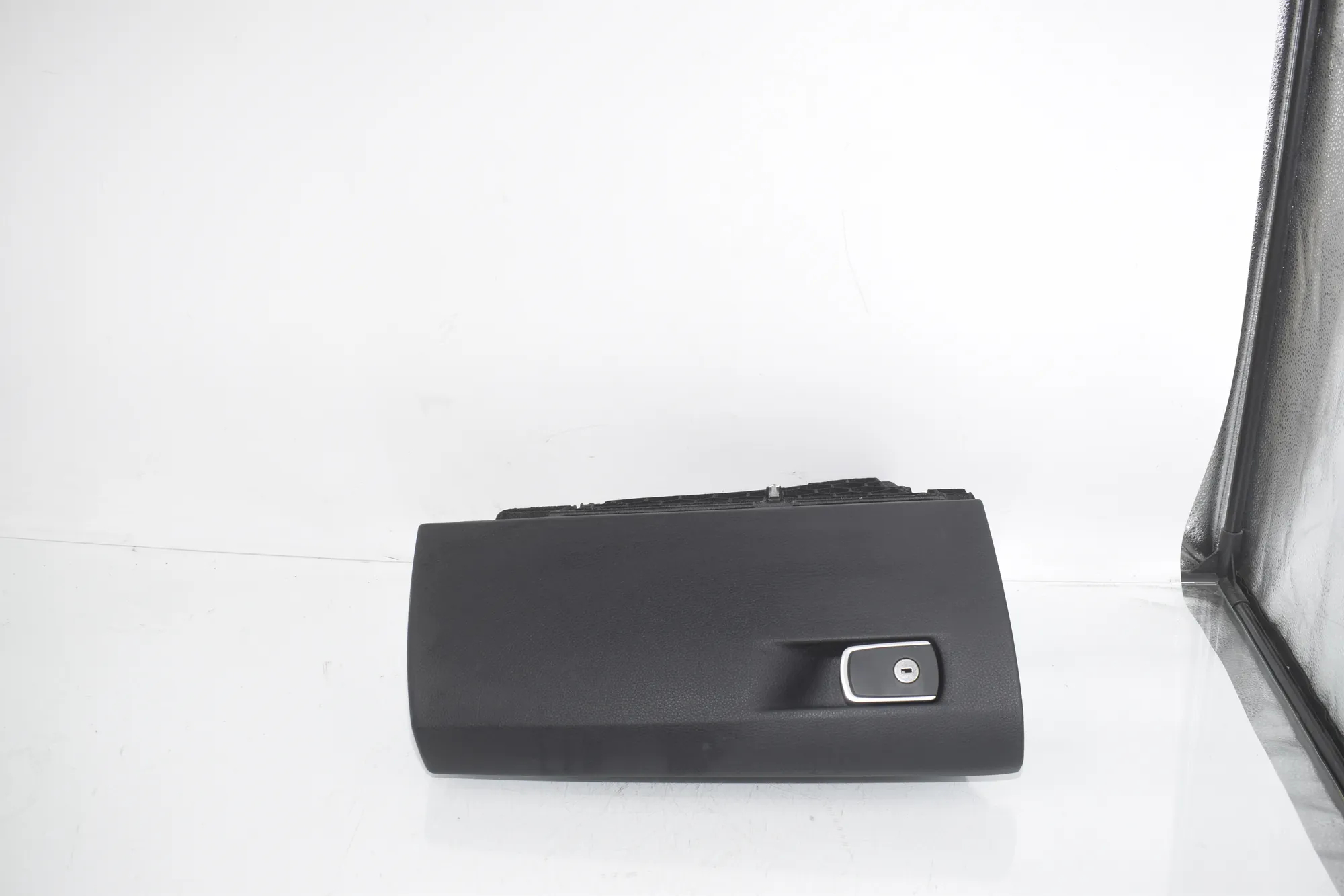 Glove Compartment – OEM 9239345 · BMW 4 Gran Coupe (F36) 430 d 2016