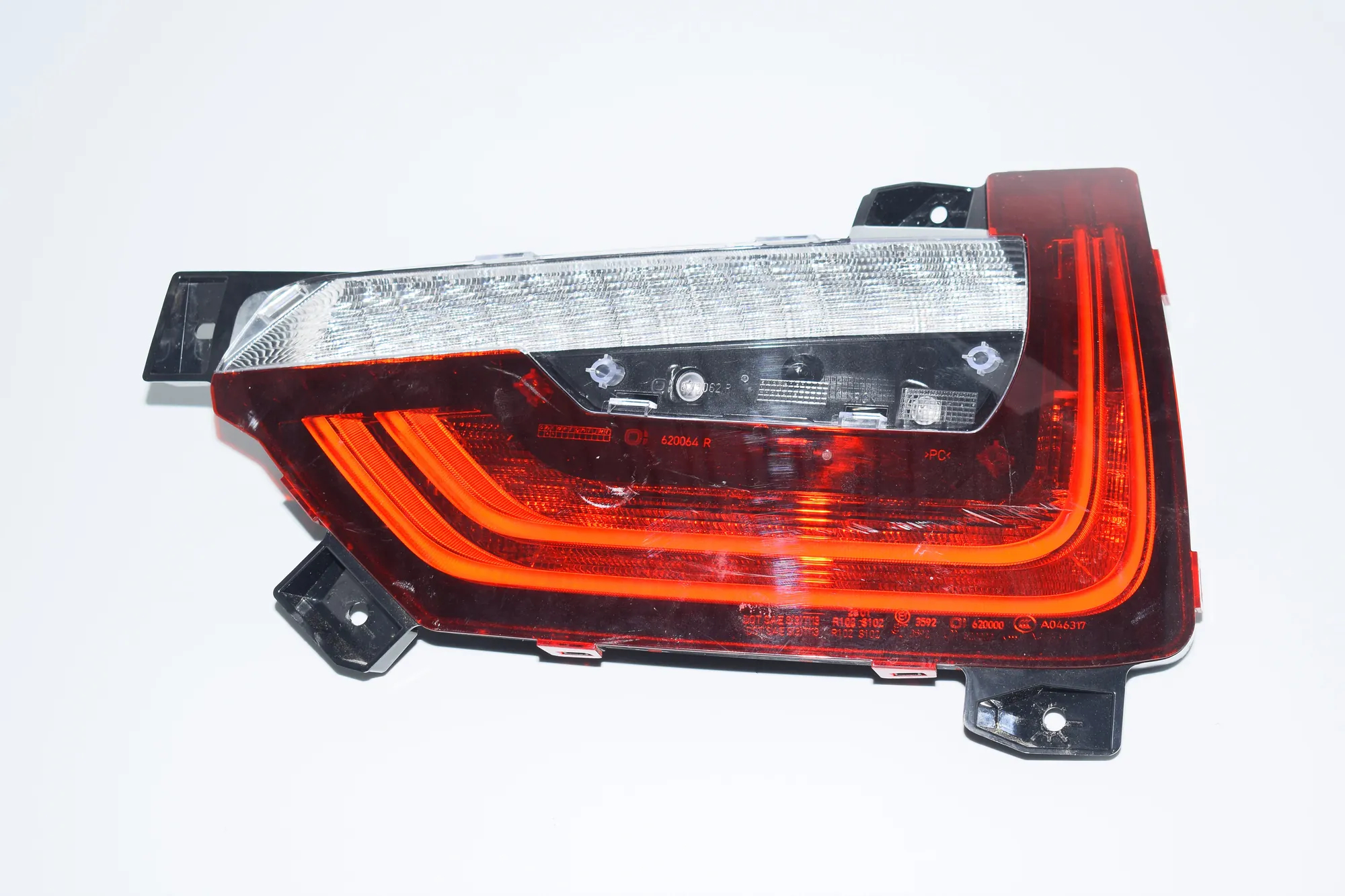 Right Side Tailgate Tail Light – OEM 7389606 · BMW i3 (I01) Hybrid 2014