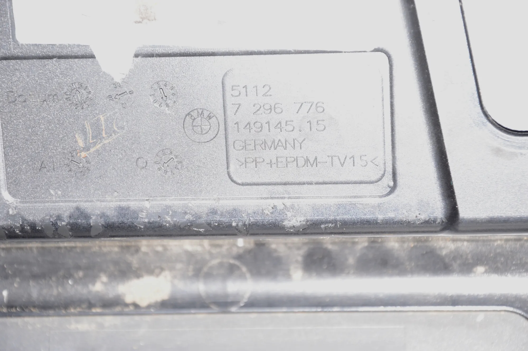 Rear Bumper – OEM 7296776 · BMW i3 (I01) Hybrid 2016 – 4